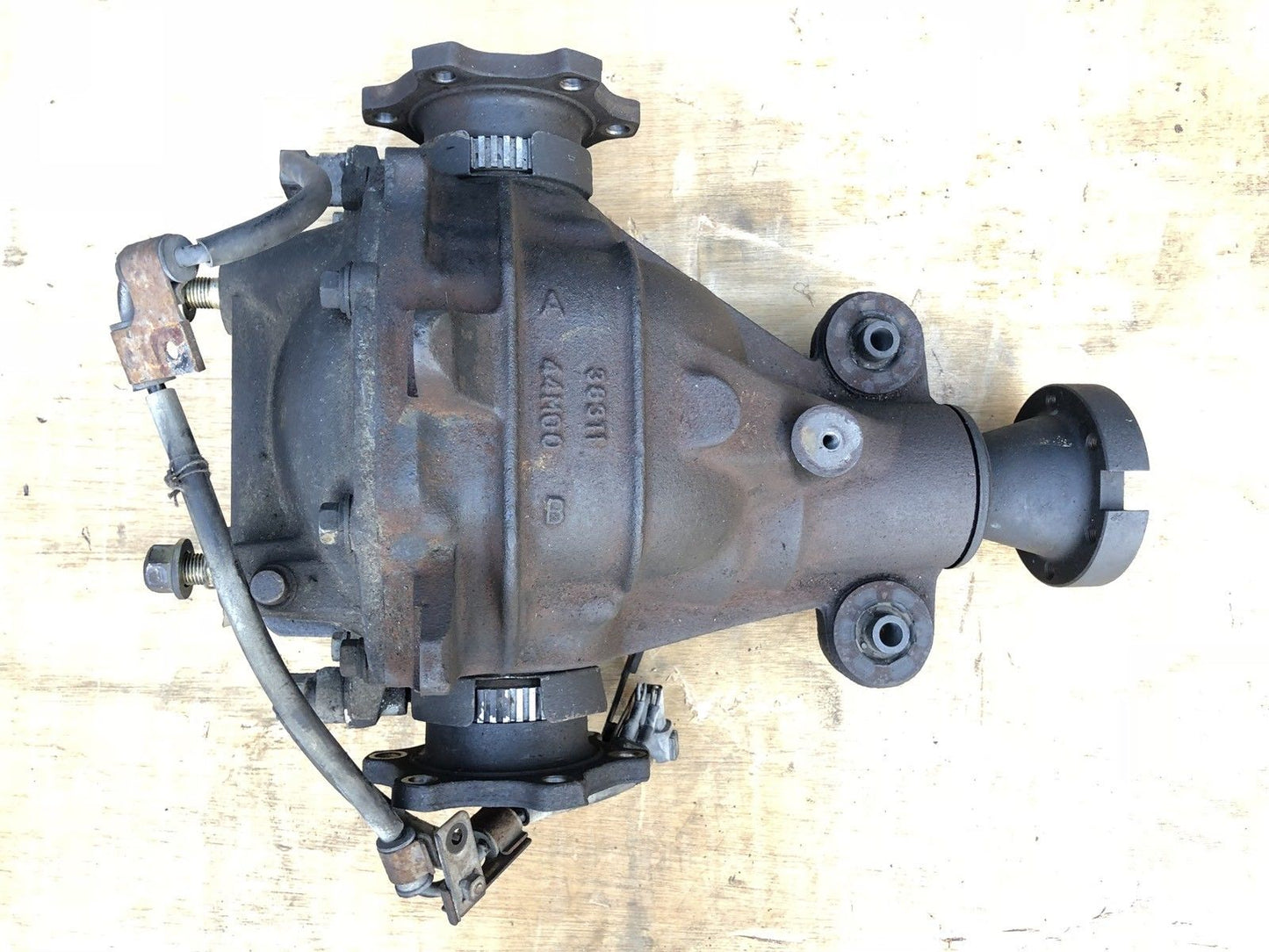 Nissan Skyline GTR R32 Rear Differential 4.11 Diff & ABS Sensors 38,000 Miles