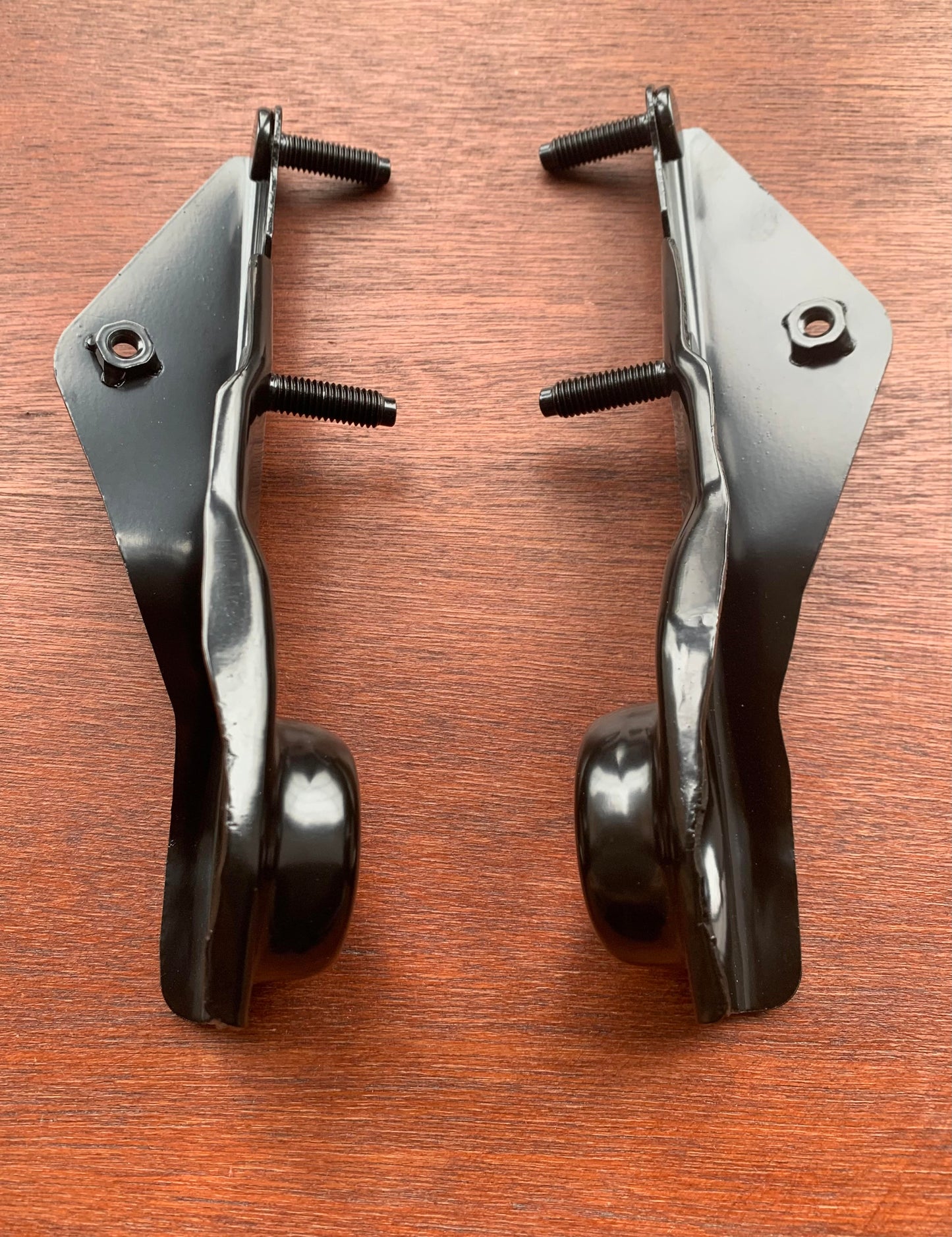 Nissan Skyline GTR R34 BNR34 Intercooler Lower Bracket Pair Set NEW OEM 99-02