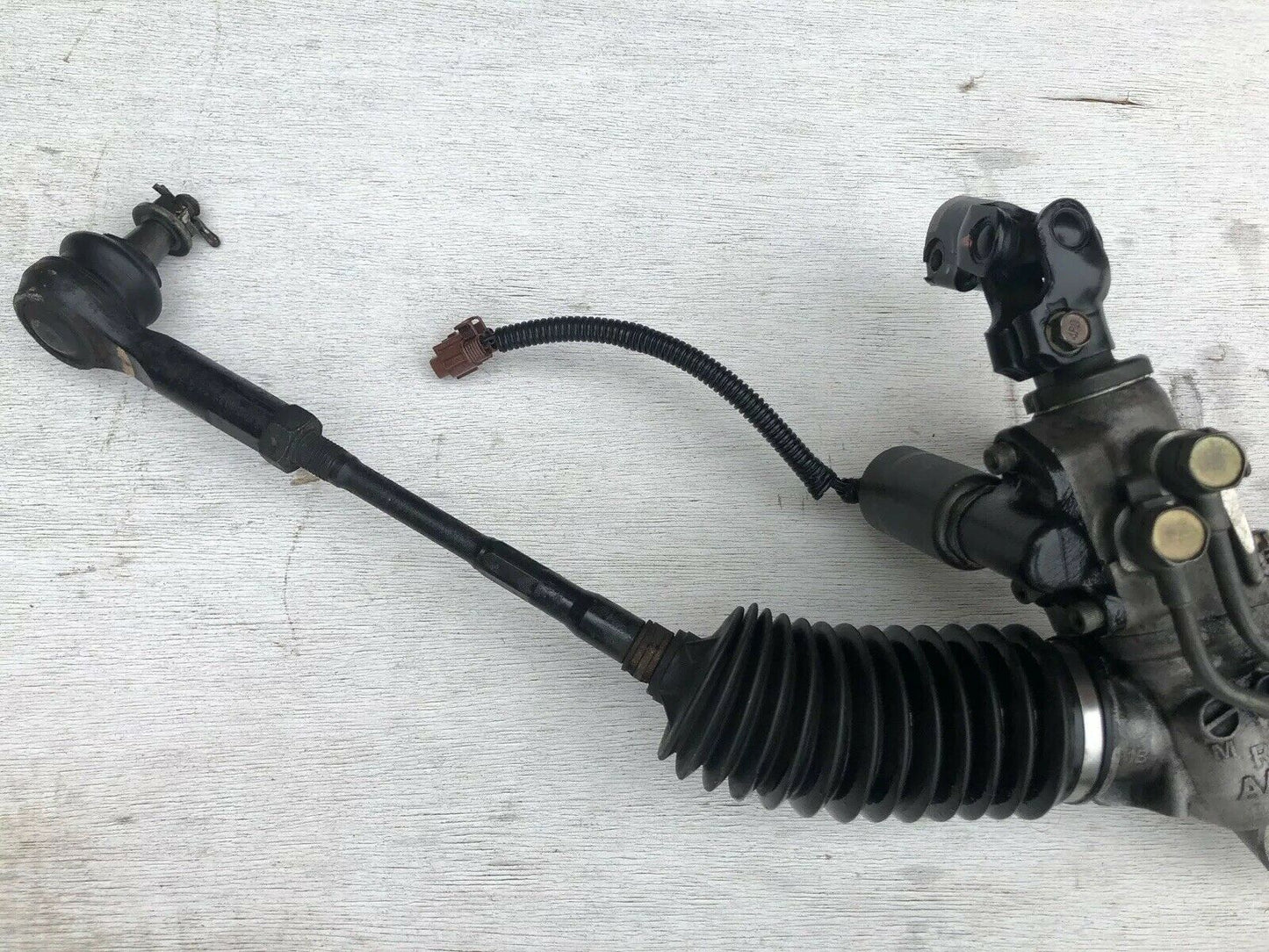 Nissan Skyline GTR R34 Front Power Steering Rack + Rods 26,000 Miles