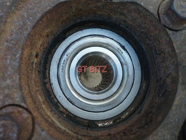 Mitsubishi Evo 5 RS V Rear Right Wheel Hub, Knuckle & Bearing NON ABS