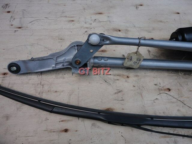 NEW Subaru Legacy Outback 2010 - 2013 LHD Front Windscreen Wipers & Motor
