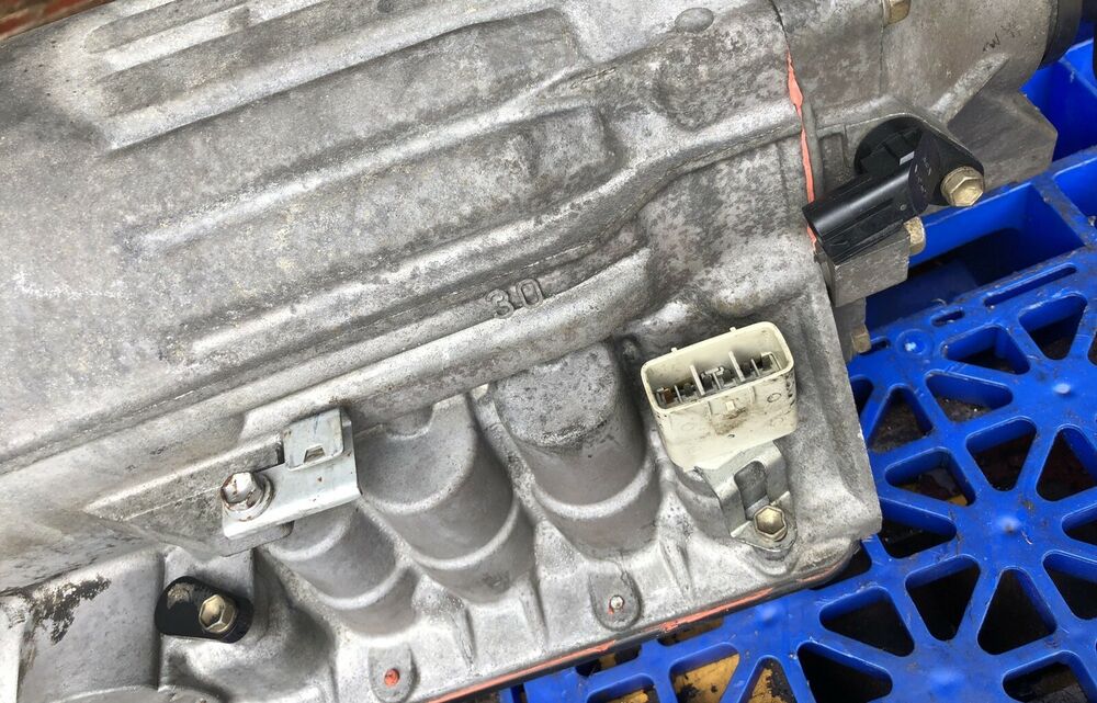 Lexus Aristo 2JZ-GTE VVTI AUTO Gearbox & Torque Converter & Bolts 39,000 Miles