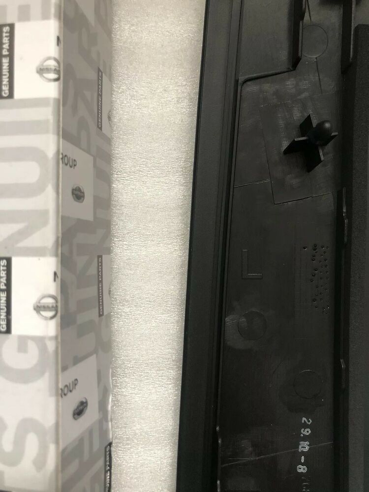 NEW Skyline GT-T GTR R34 Door Pillar B Cover Trim & Clips Passenger LEFT