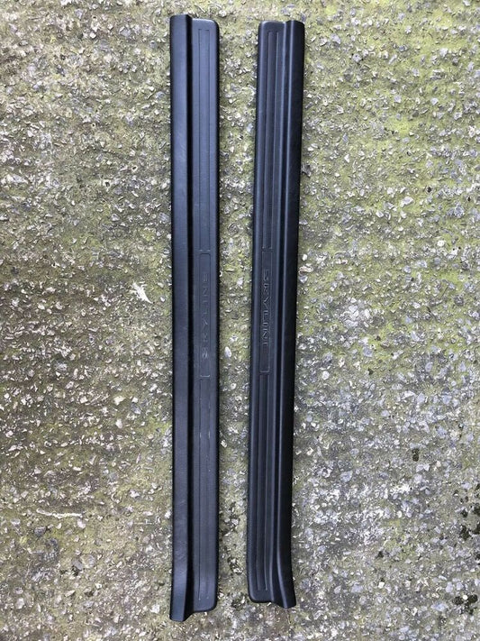 Nissan Skyline GT-T R34 Door Kick Plates Sills Cover Covers Trim Trims & Clips