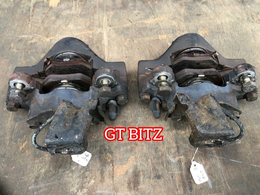Skyline GTR R32 BNR32 Rear Brake Calipers Discs & Pads Set