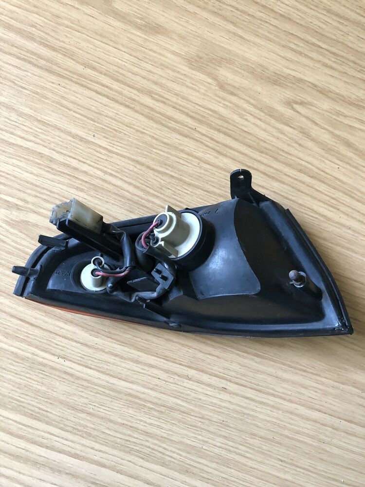 Nissan Skyline GTR R32 Front Left Indicator Flasher & Bulb Holder Harness