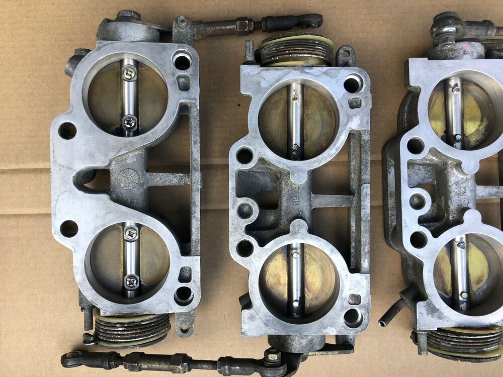 Set of 3 Nissan Skyline GTR R32 R33 R34 RB26 Throttle Bodies