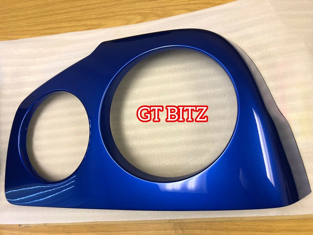 NEW Nissan Skyline GTR R34 Rear Right Light Cover Genuine Nissan TV2