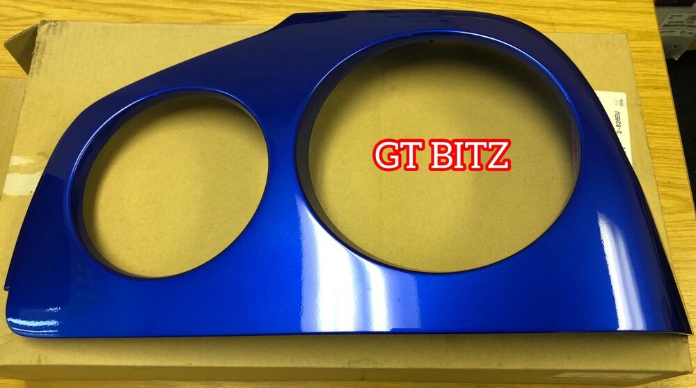 NEW Nissan Skyline GTR R34 Rear Right Light Cover Genuine Nissan TV2