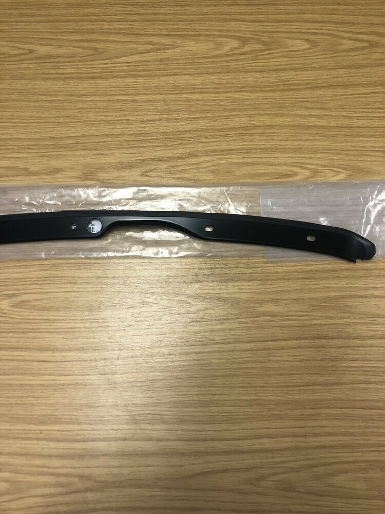 NEW Skyline R34 GTR Front Bumper Grill Retainer Bonnet Weather Rubber Strip
