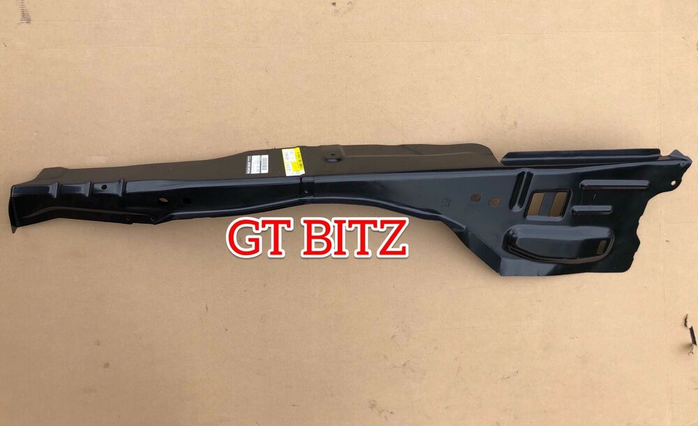 NEW Nissan Skyline GTR R34 Front Left Upper Outer Fender Wing Hood Ledge Ridge