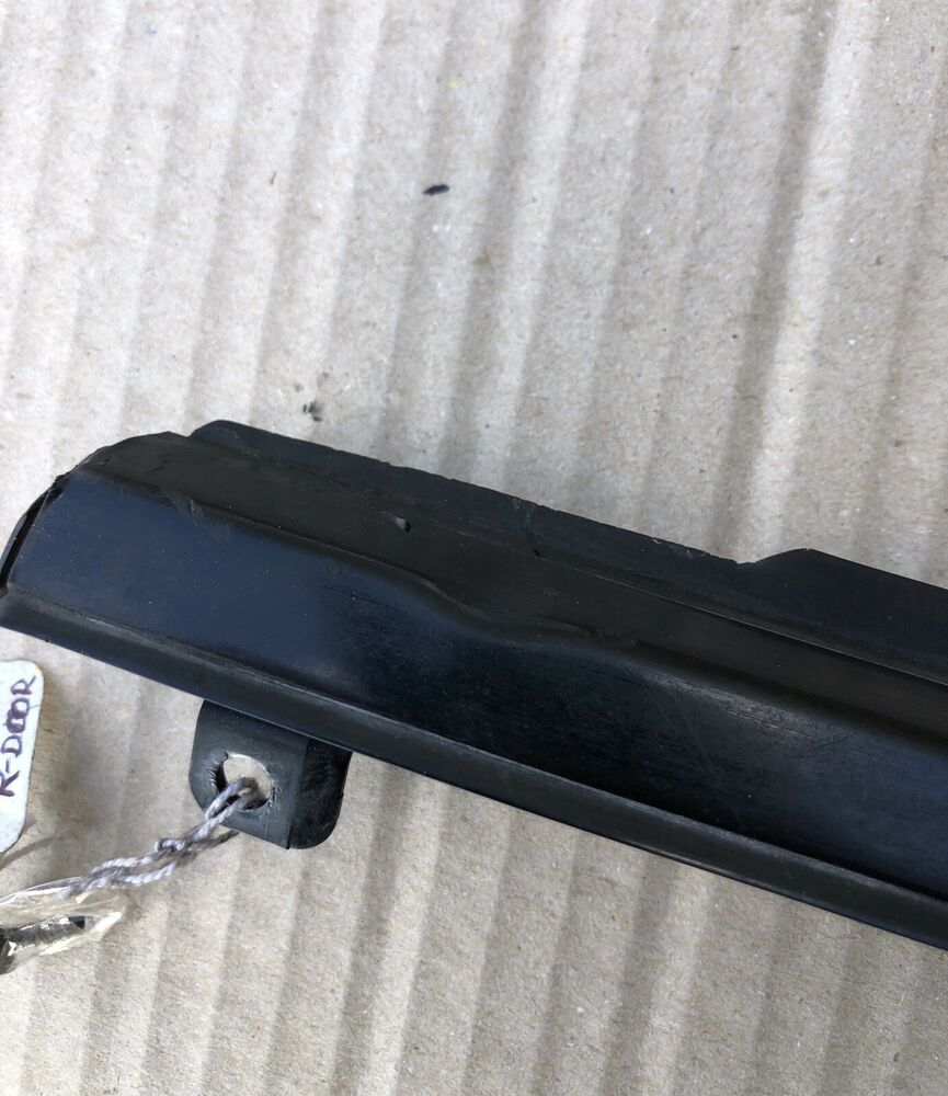 Nissan Skyline GTR GTT R34 Door Window Outer Weather Strip Moulding Trim Seal RH