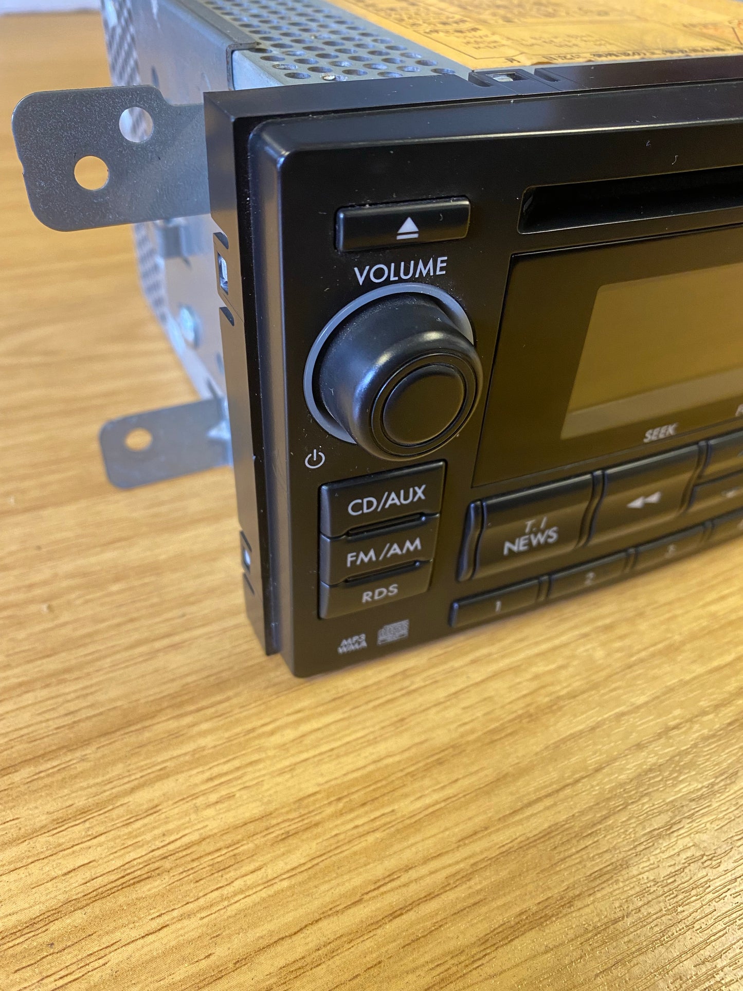 Subaru Impreza Hatchback GR GH G3 Media Radio CD Aux MP3 WMA Head Unit