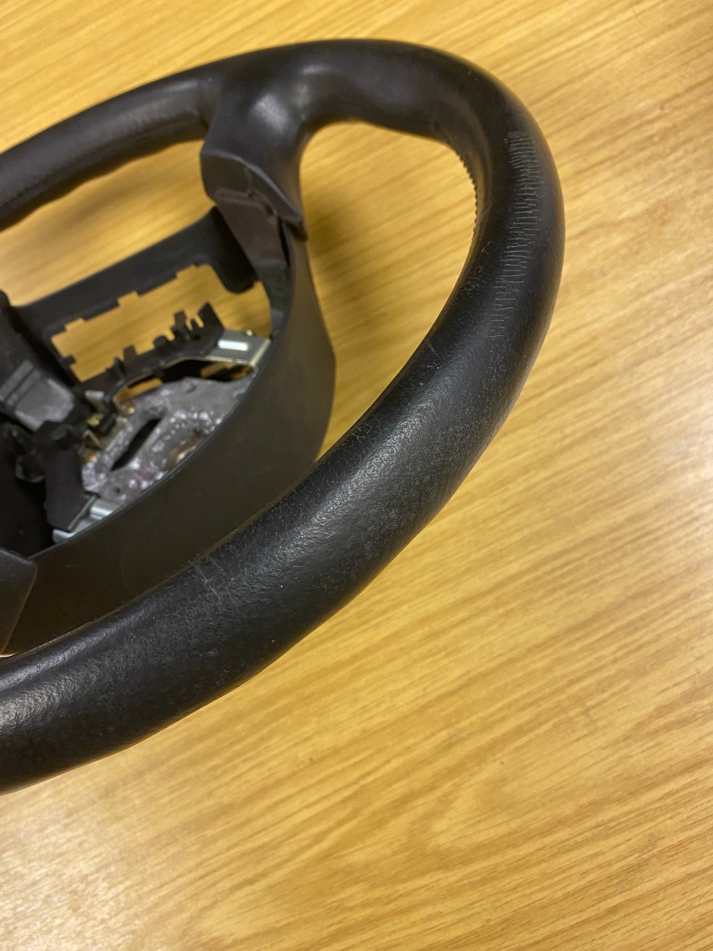 Honda Integra Type R DC5 Steering Wheel MOMO UK PARTS
