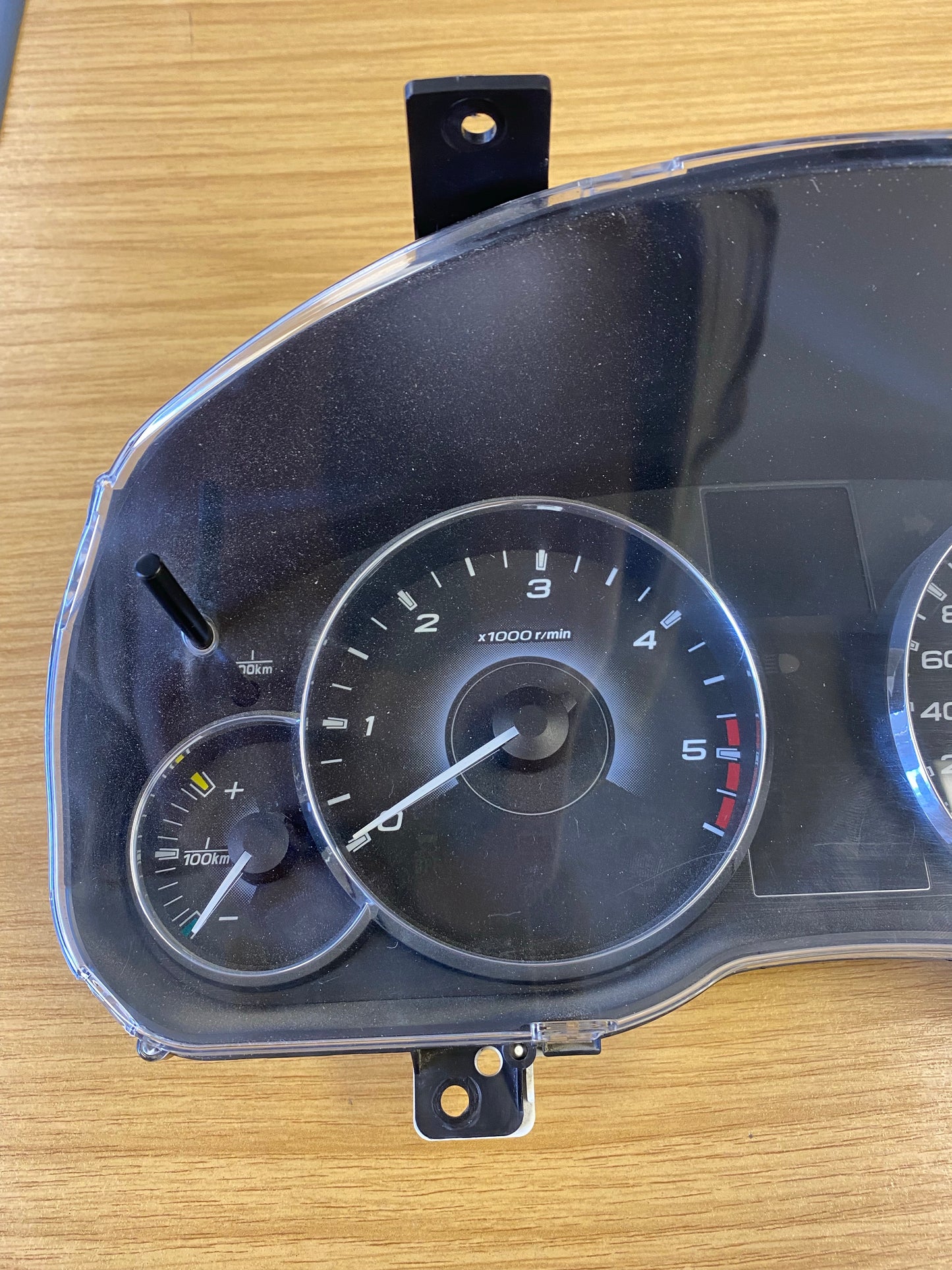 Subaru Legacy Outback Turbo Diesel Speedometer Cluster Dial Unit 85003AJ080 NS05003K