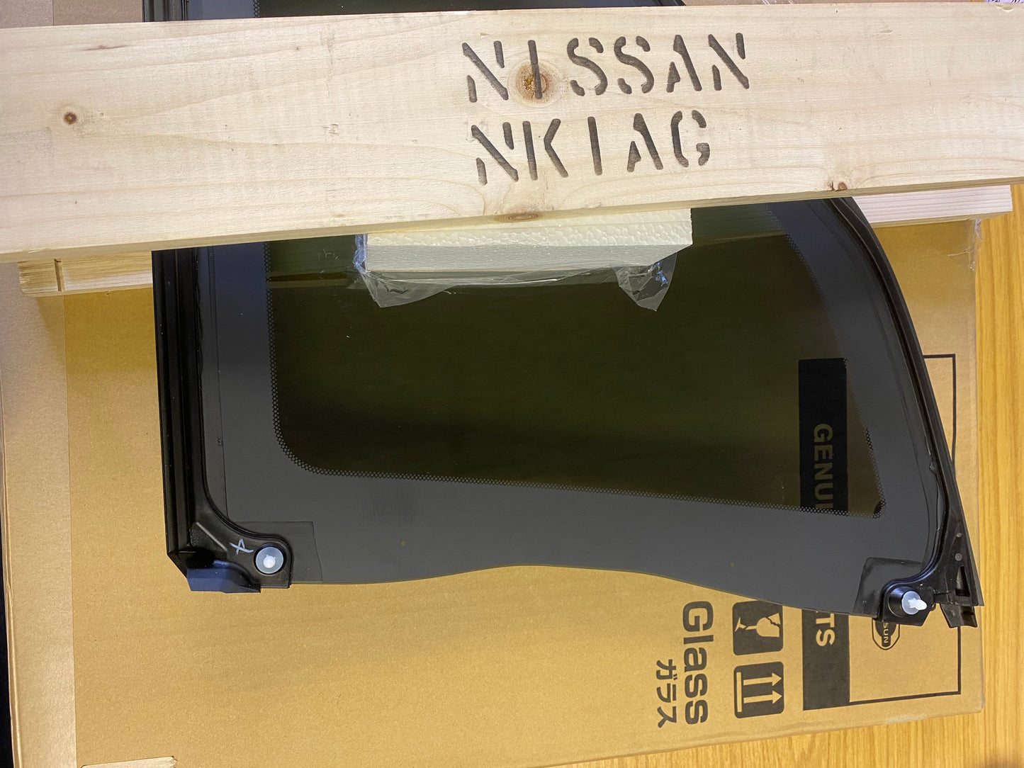 Brand New Genuine Nissan Skyline GTR GTT R34 Rear Left Quarter Window Glass LHS