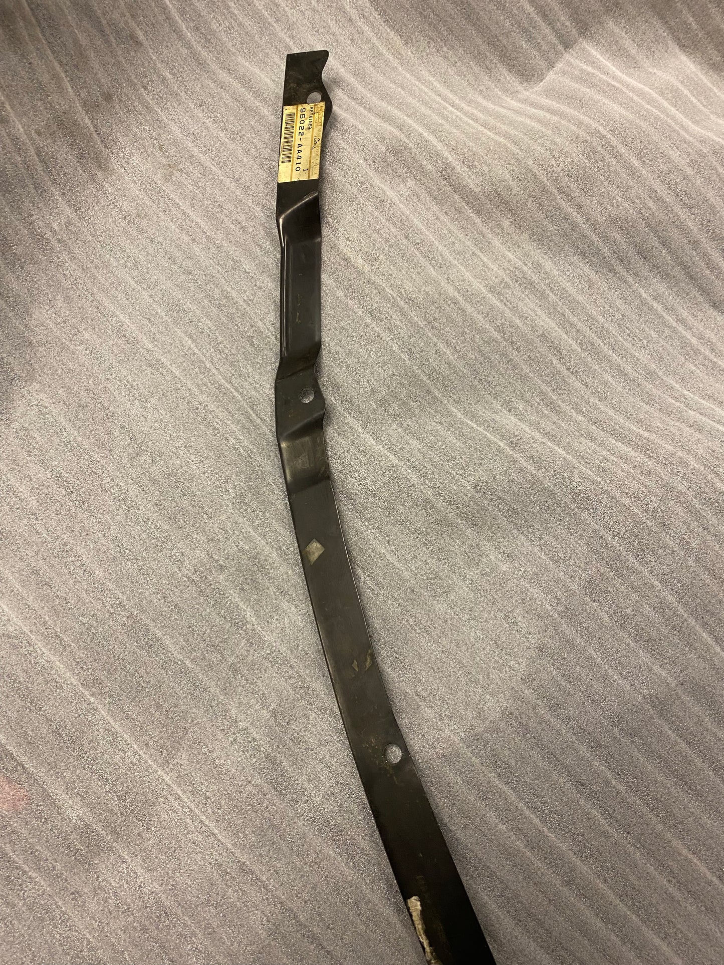 Nissan Skyline GTR R34 BNR34 Front Air Spoiler Retainer Centre 99-02 UK PARTS