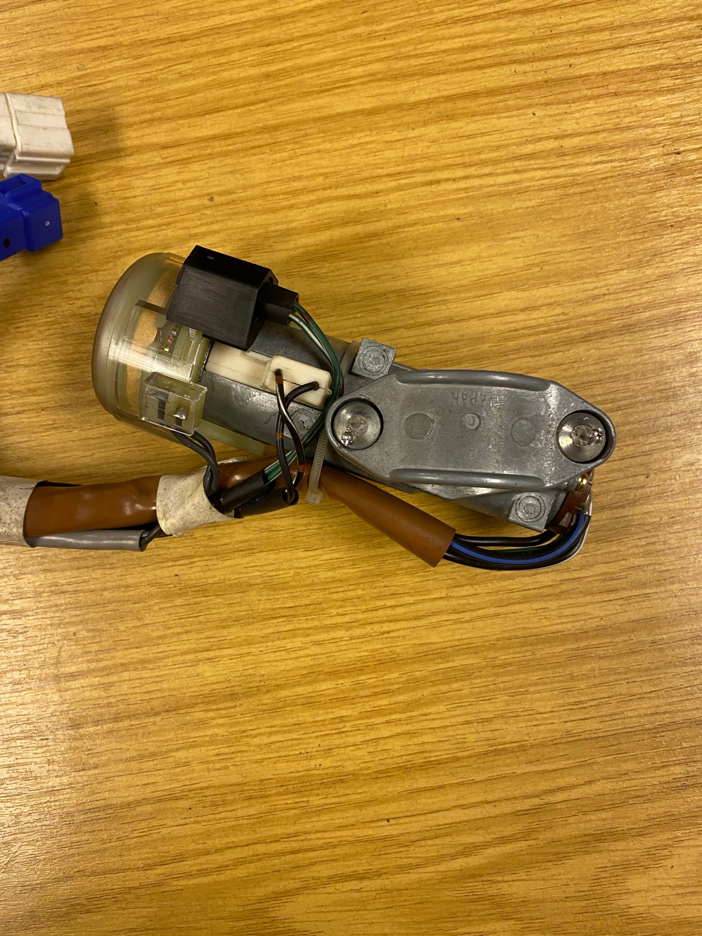 Subaru Impreza STI 9 Hawkeye Ignition Barrel Switch 882158A000 X1T26171