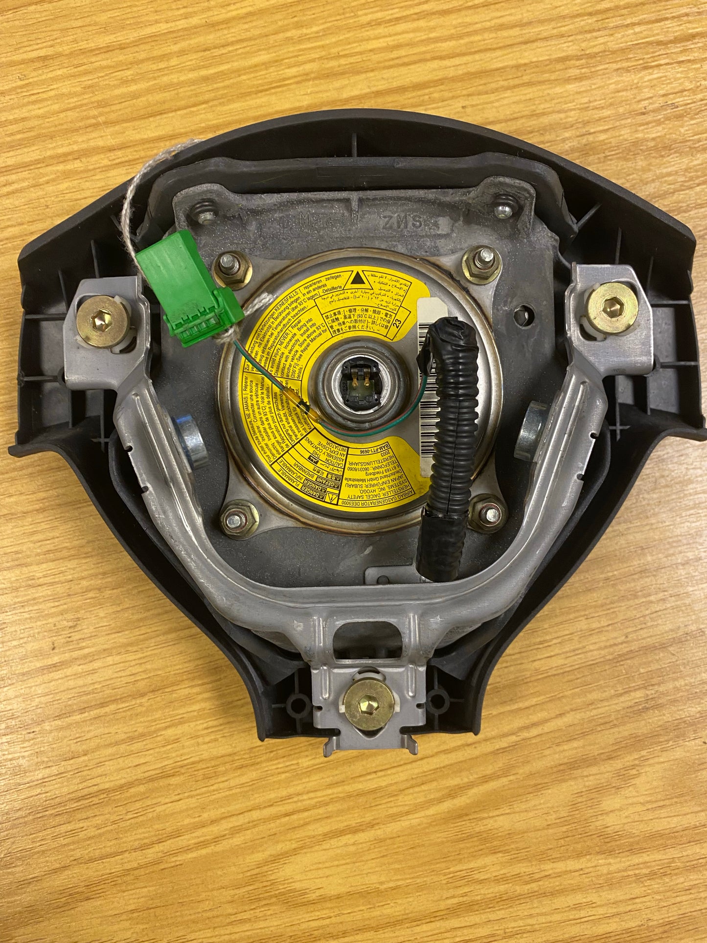Subaru Impreza STI 8 Blobeye Drivers Steering Centre Trim Horn AB Unit