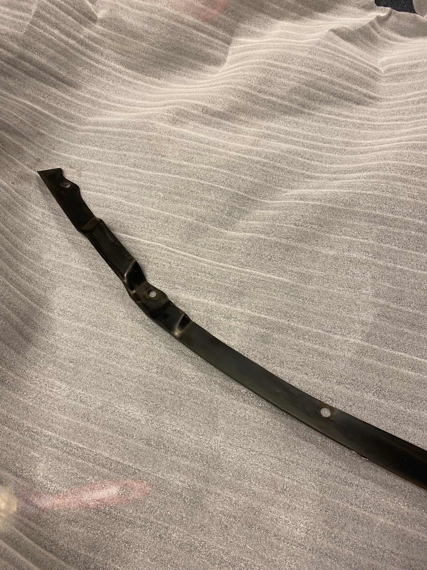 Nissan Skyline GTR R34 BNR34 Front Air Spoiler Retainer Centre 99-02 UK PARTS