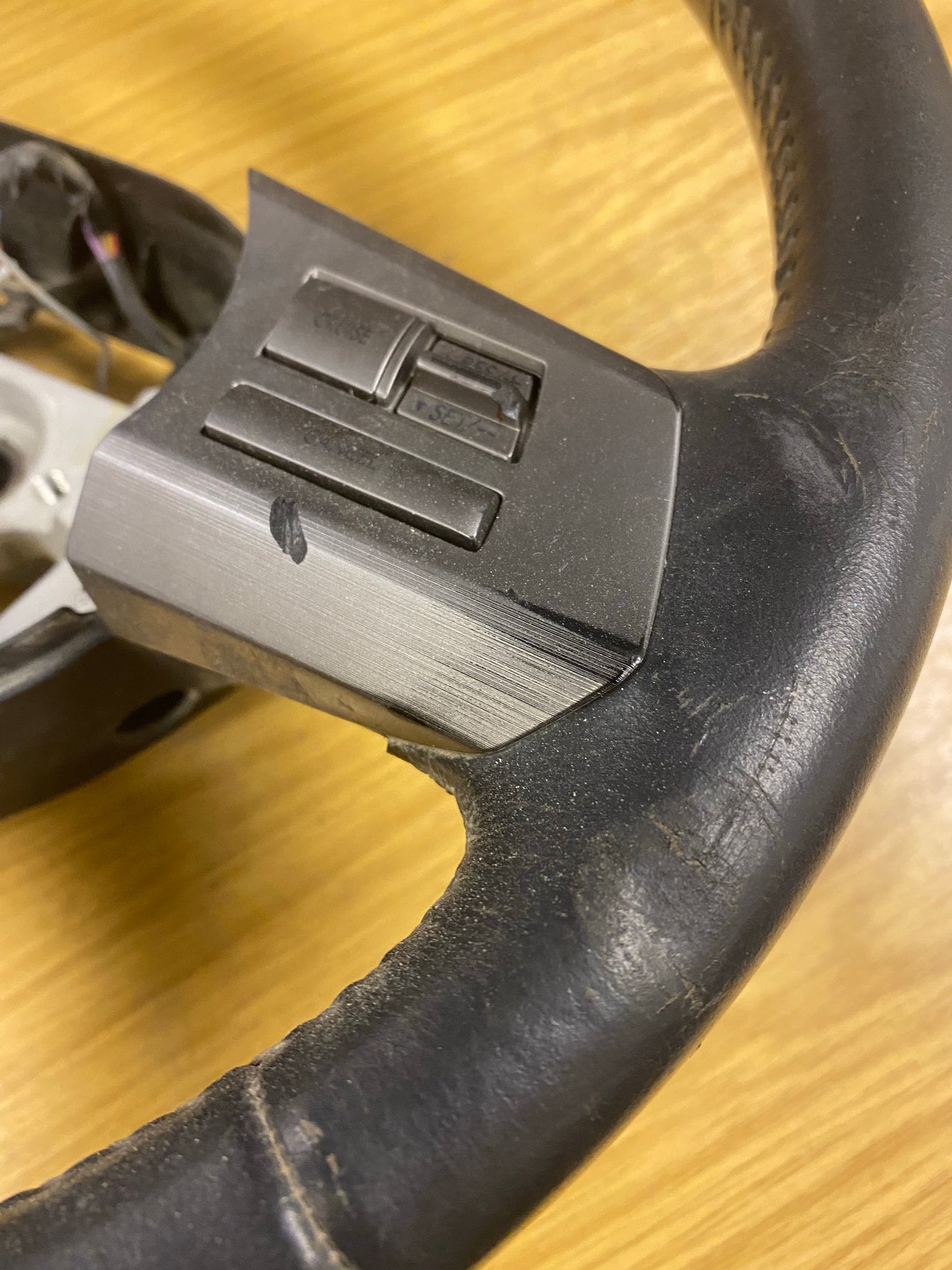 Subaru Outback Multi Function Manual Steering Wheel Spares/Repairs 10-14 UK