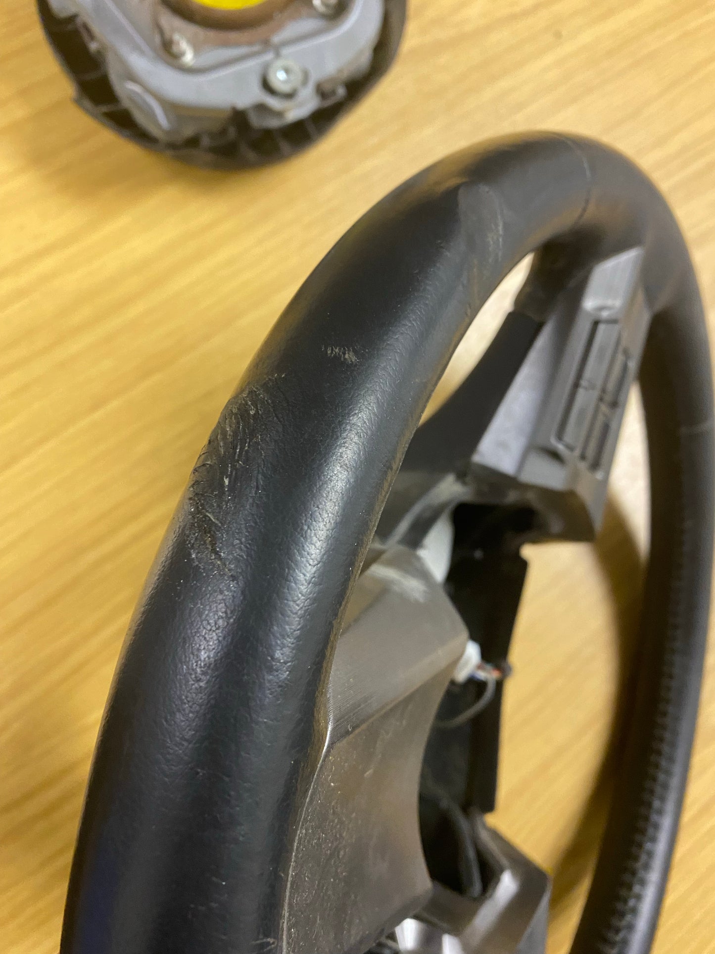 Subaru Outback Multi Function Manual Steering Wheel Spares/Repairs 10-14 UK