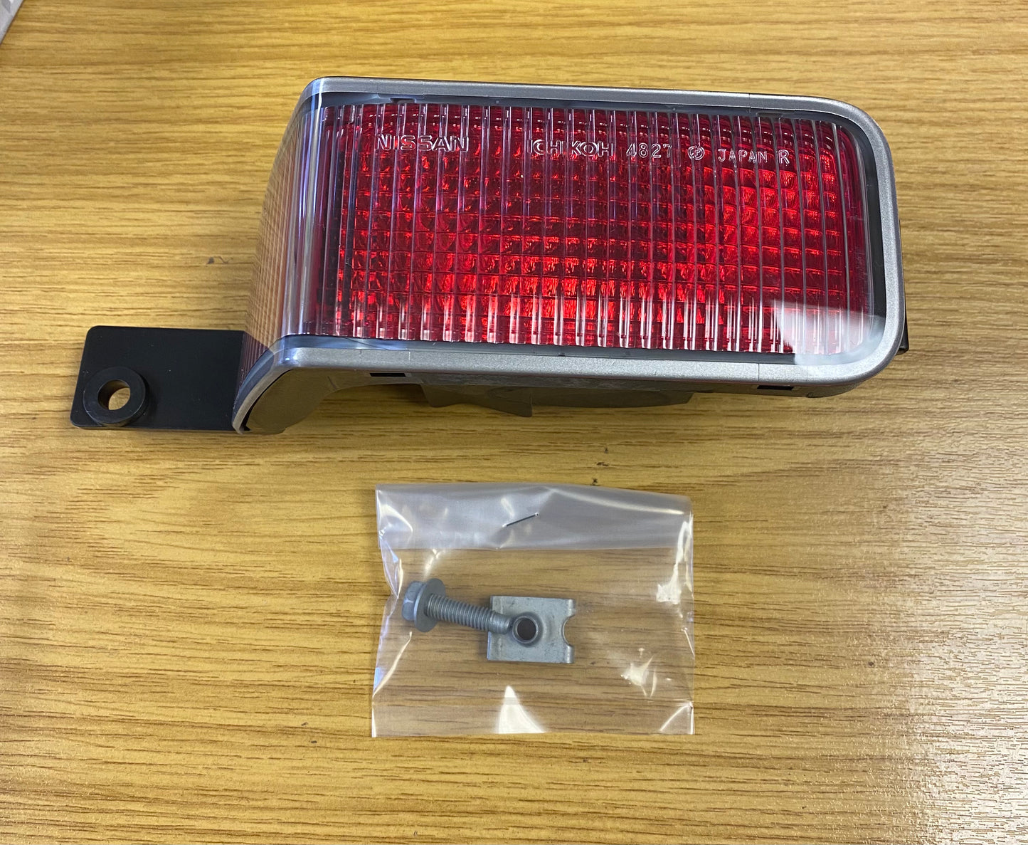 NEW OEM Nissan Skyline GTR R34 BNR34 Rear Bumper Fog Light Lamp RHS