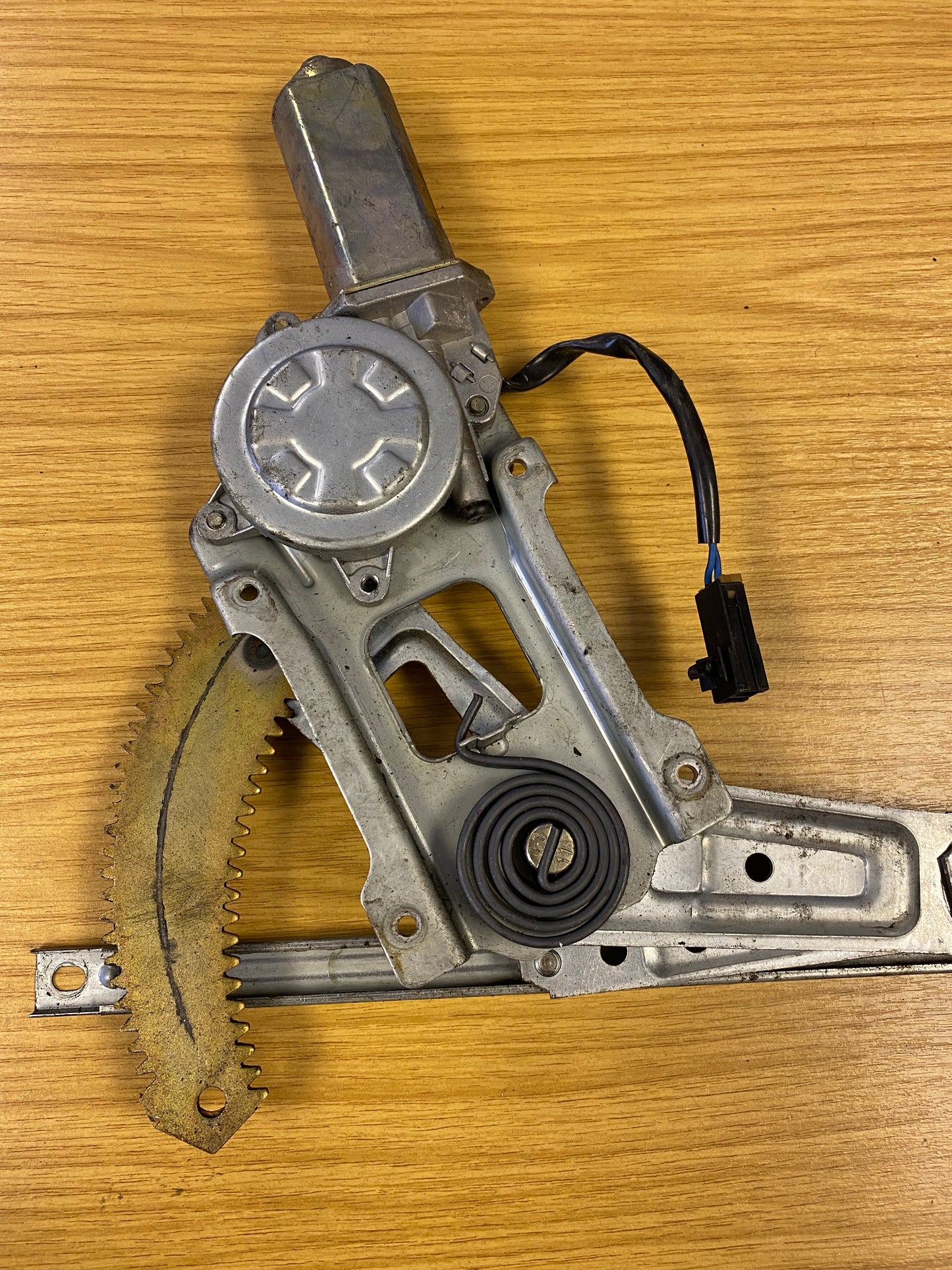 Nissan Skyline GTR R33 Front Right Window Motor Regulator 95-98 80730-22U01