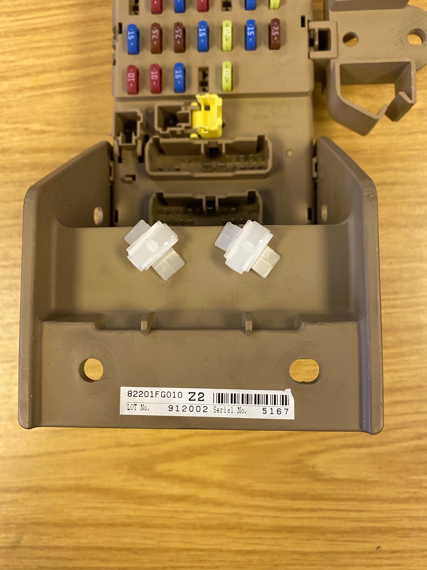 SUBARU Impreza Forester ECU Fuse Box Fuses Relay EE20 Diesel TD 82201FG010