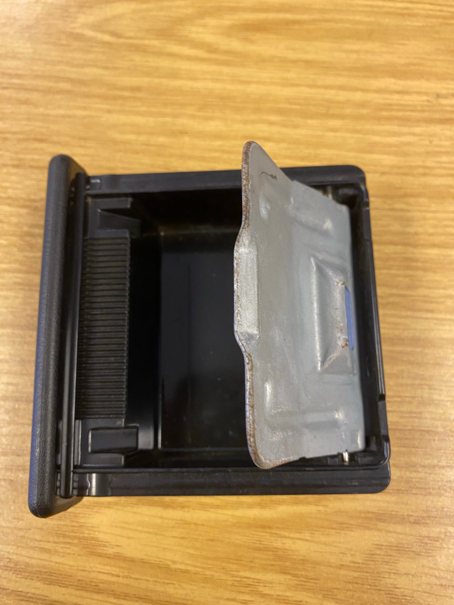 Mitsubishi Evo 4 Evo 5 Evo 6 IV V VI Centre Console Dash Ashtray Ash Tray Assy (1)