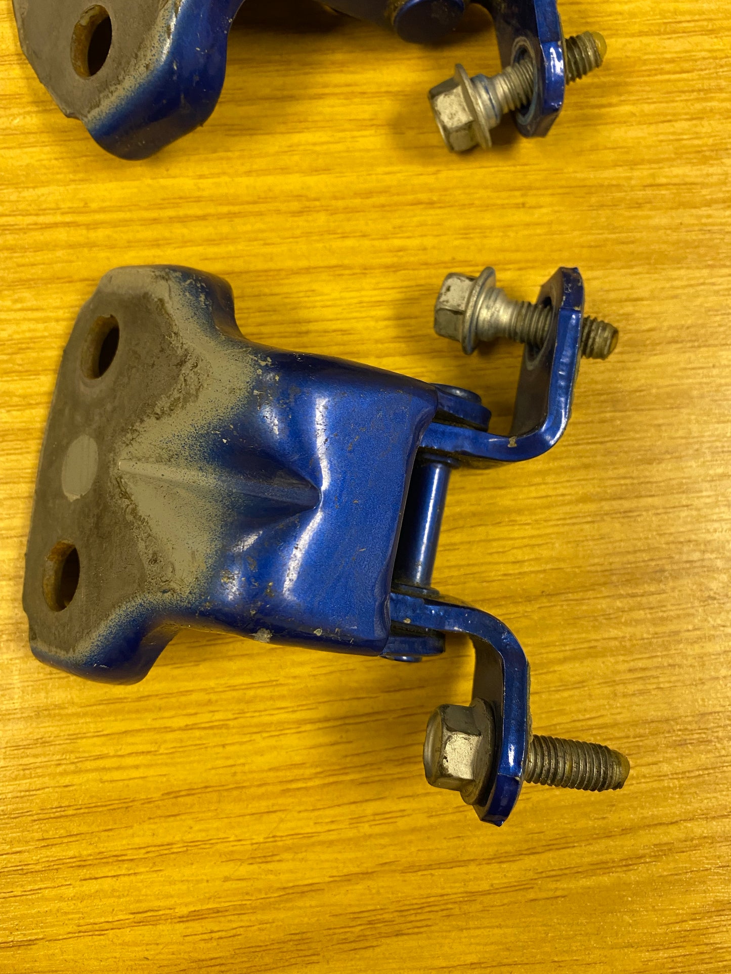 Subaru Impreza STI 8 9 Blobeye Hawkeye Rear Left Door Hinge Hinges Pair UK PARTS