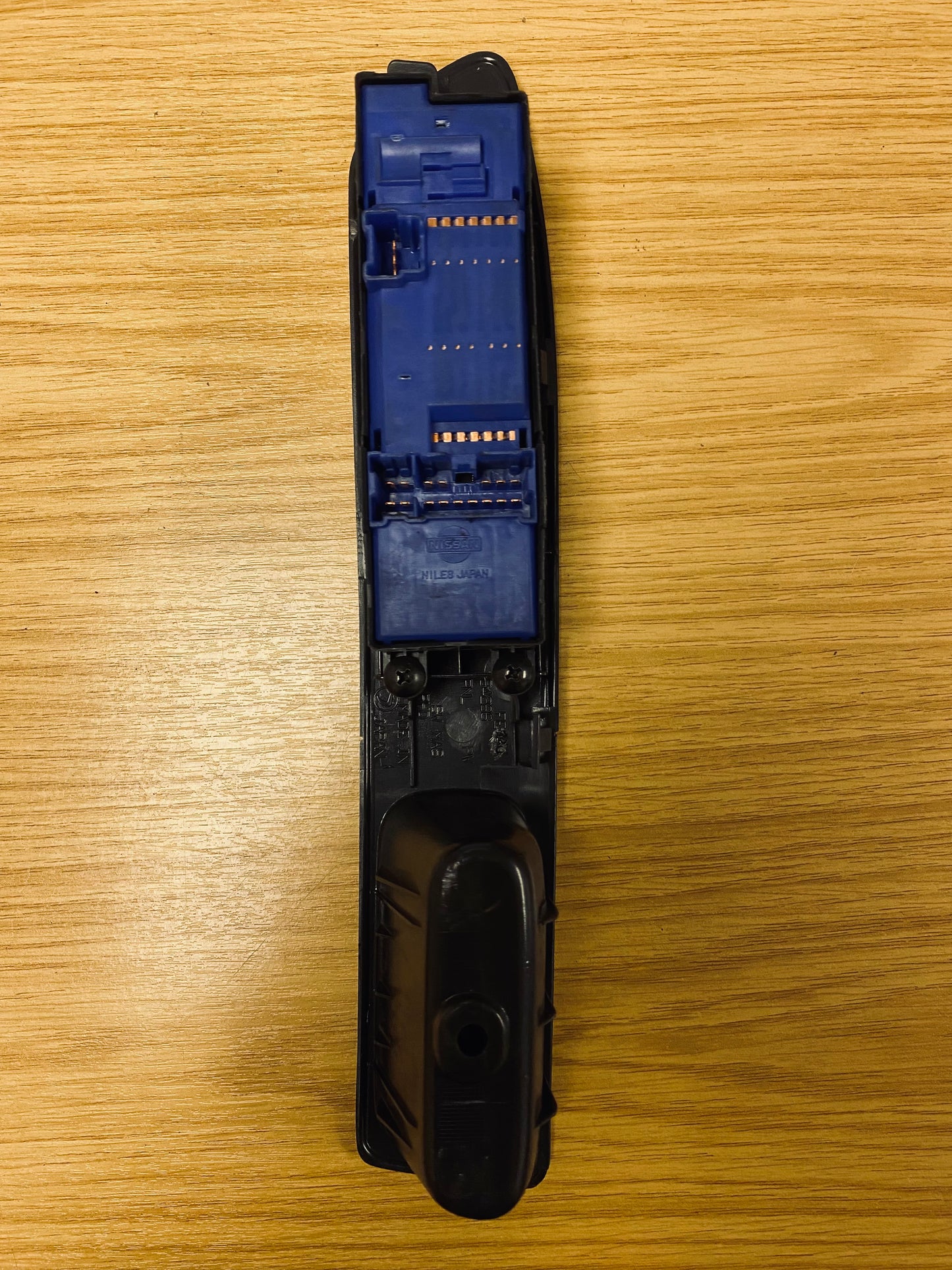 Subaru Impreza STI 8 9 Blobeye Hawkeye Front Right Electric Window Switch 03-07 (1)