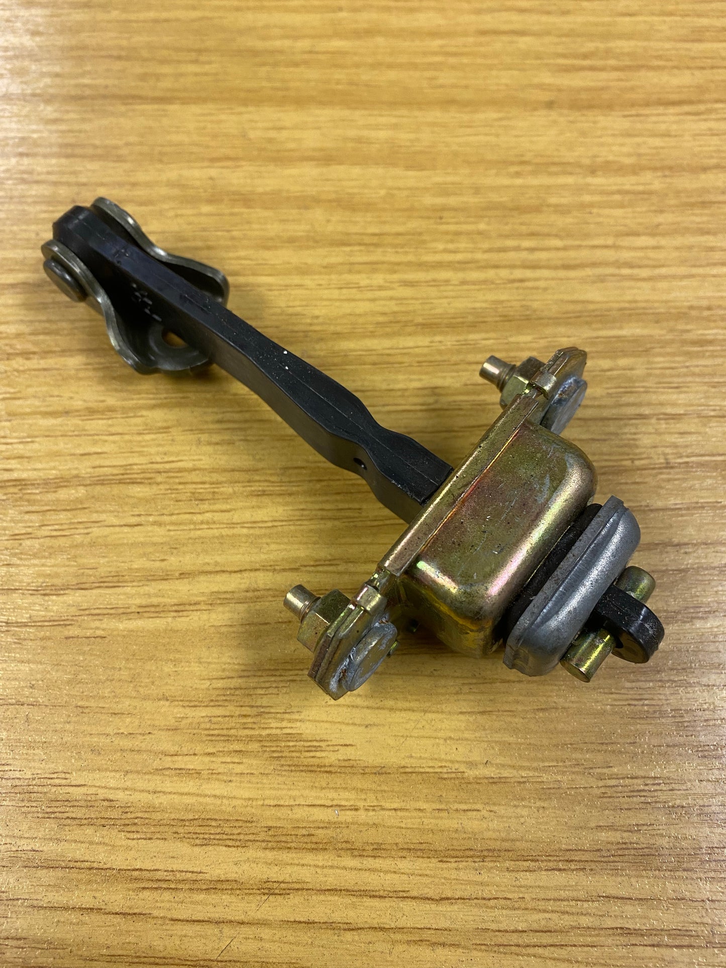 Subaru Impreza STI 8 9 Blobeye Hawkeye Front Left Link Door Stopper Hinge 03-07