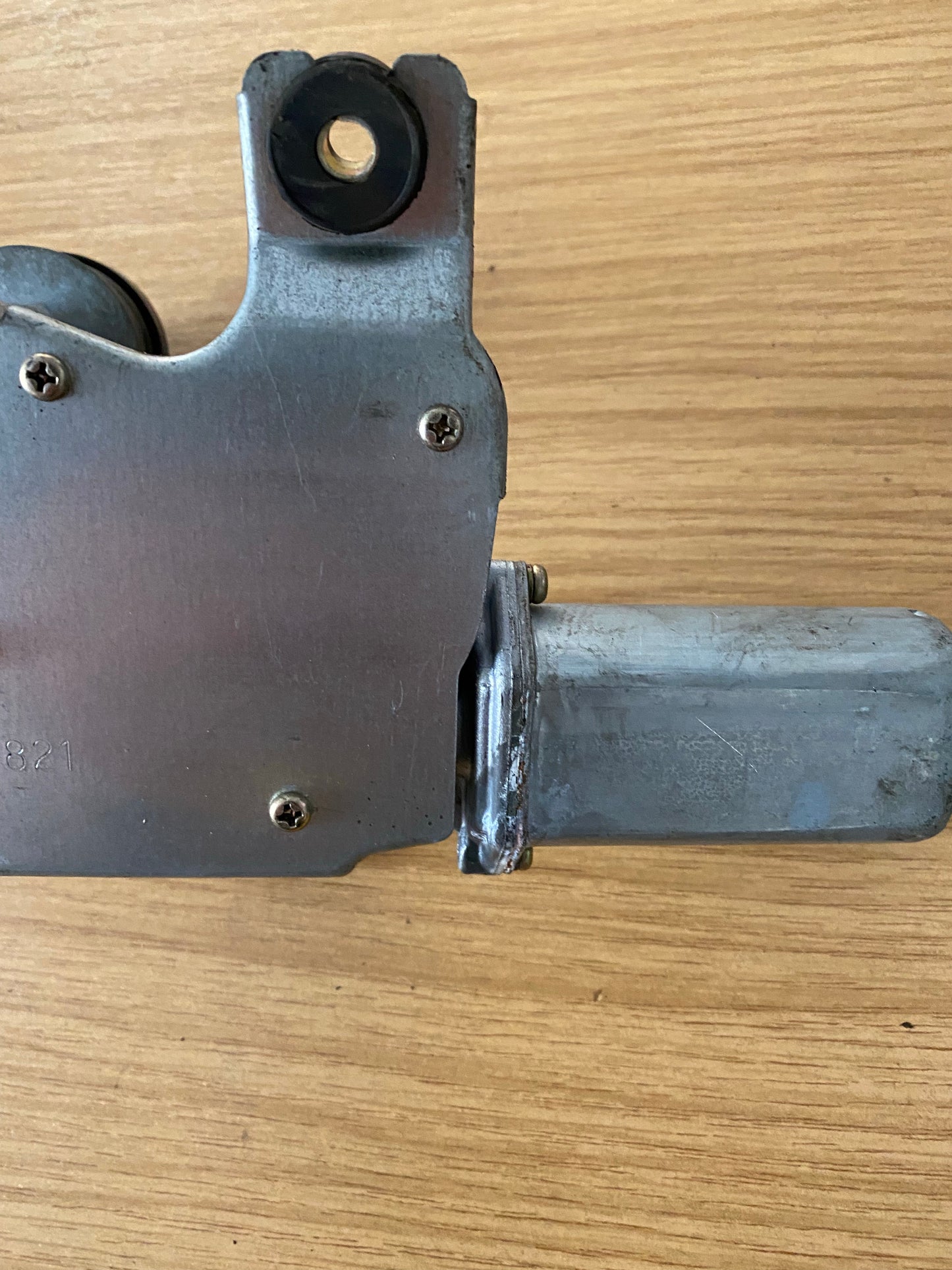 Nissan Skyline GTR R34 BNR34 Windscreen Rear Wiper Motor 99-01