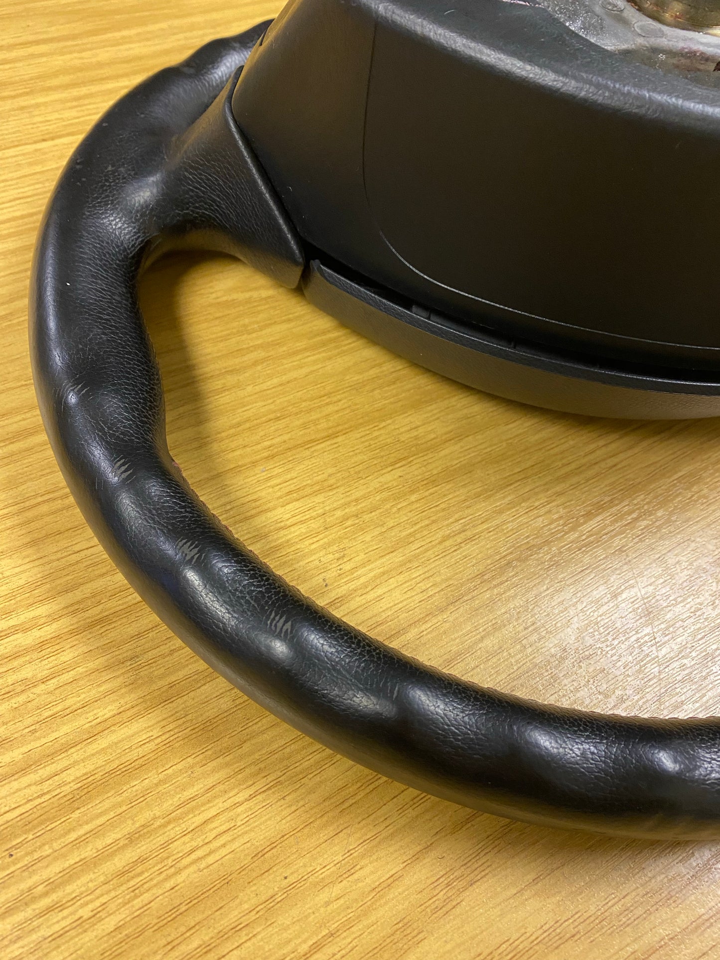 Honda Integra Type R DC5 Complete Steering Wheel MOMO UK PARTS