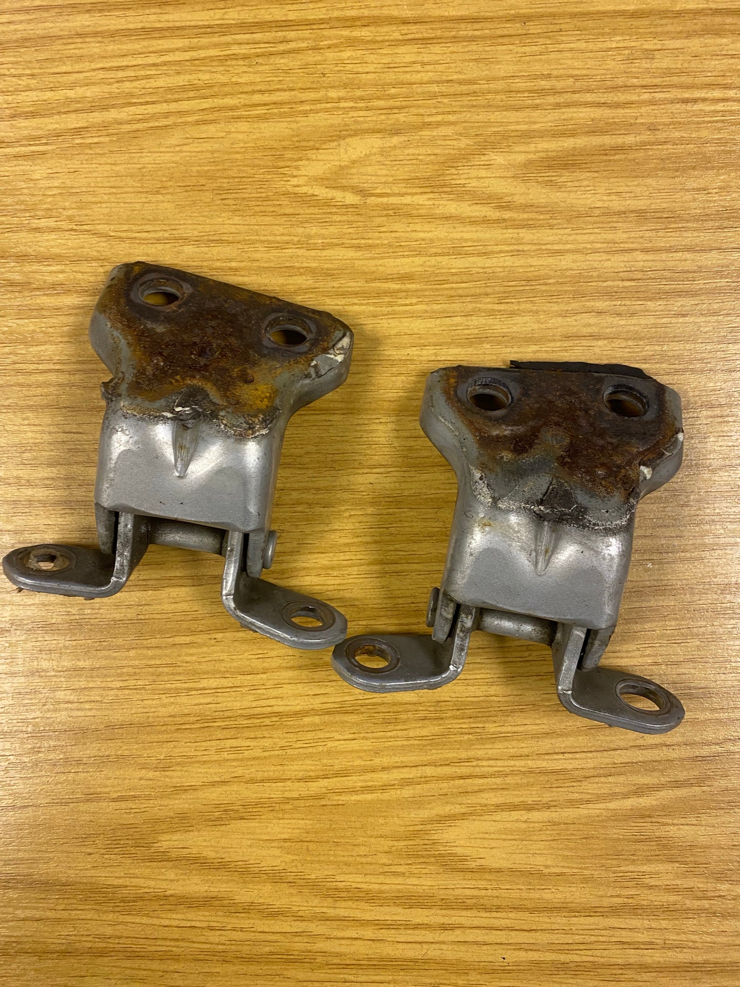 Nissan Skyline GTR GTS GTST R33 BCNR33 Front Right Door Hinge Hinges 95-98