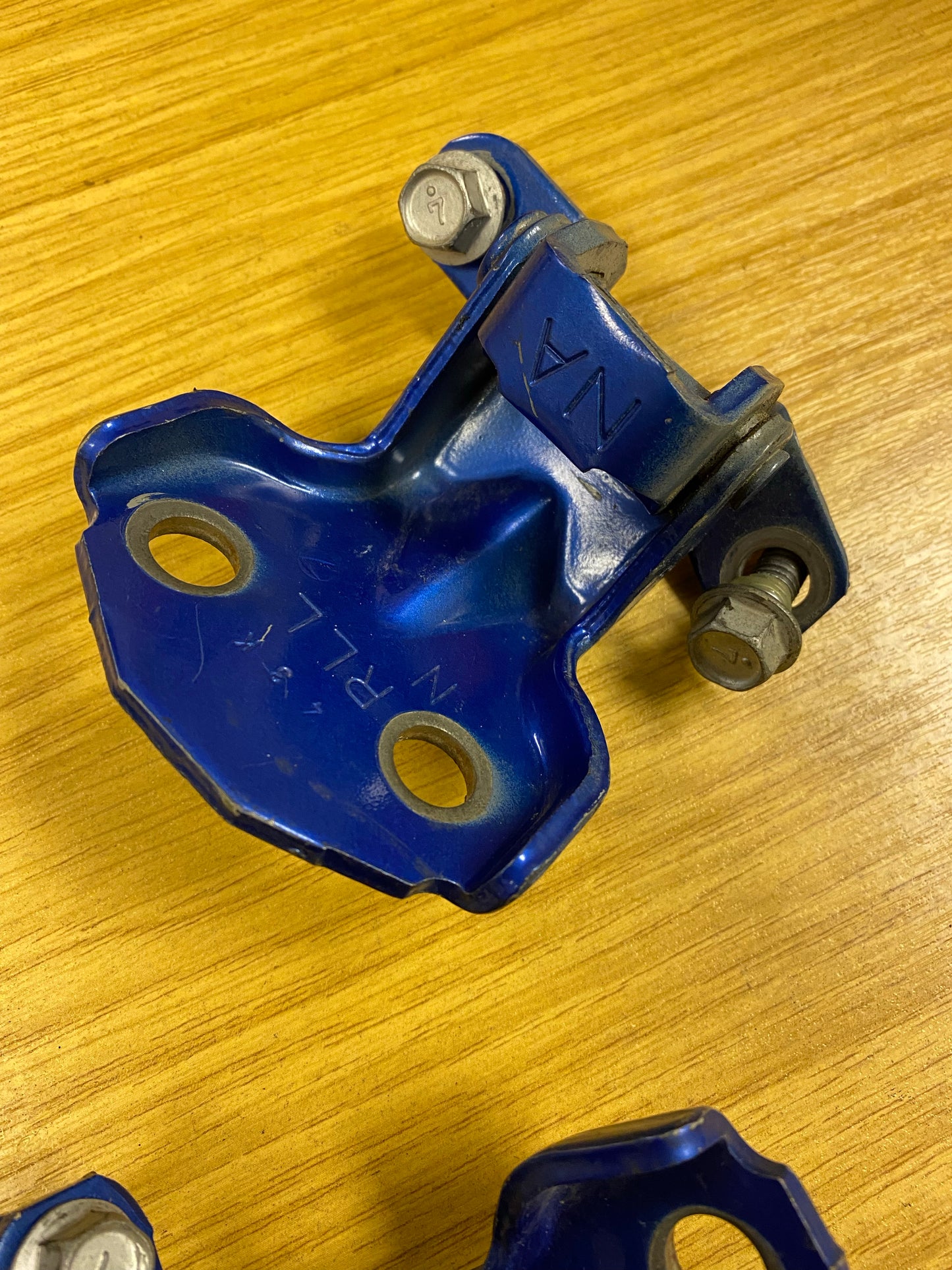 Subaru Impreza STI 8 9 Blobeye Hawkeye Rear Left Door Hinge Hinges Pair UK PARTS