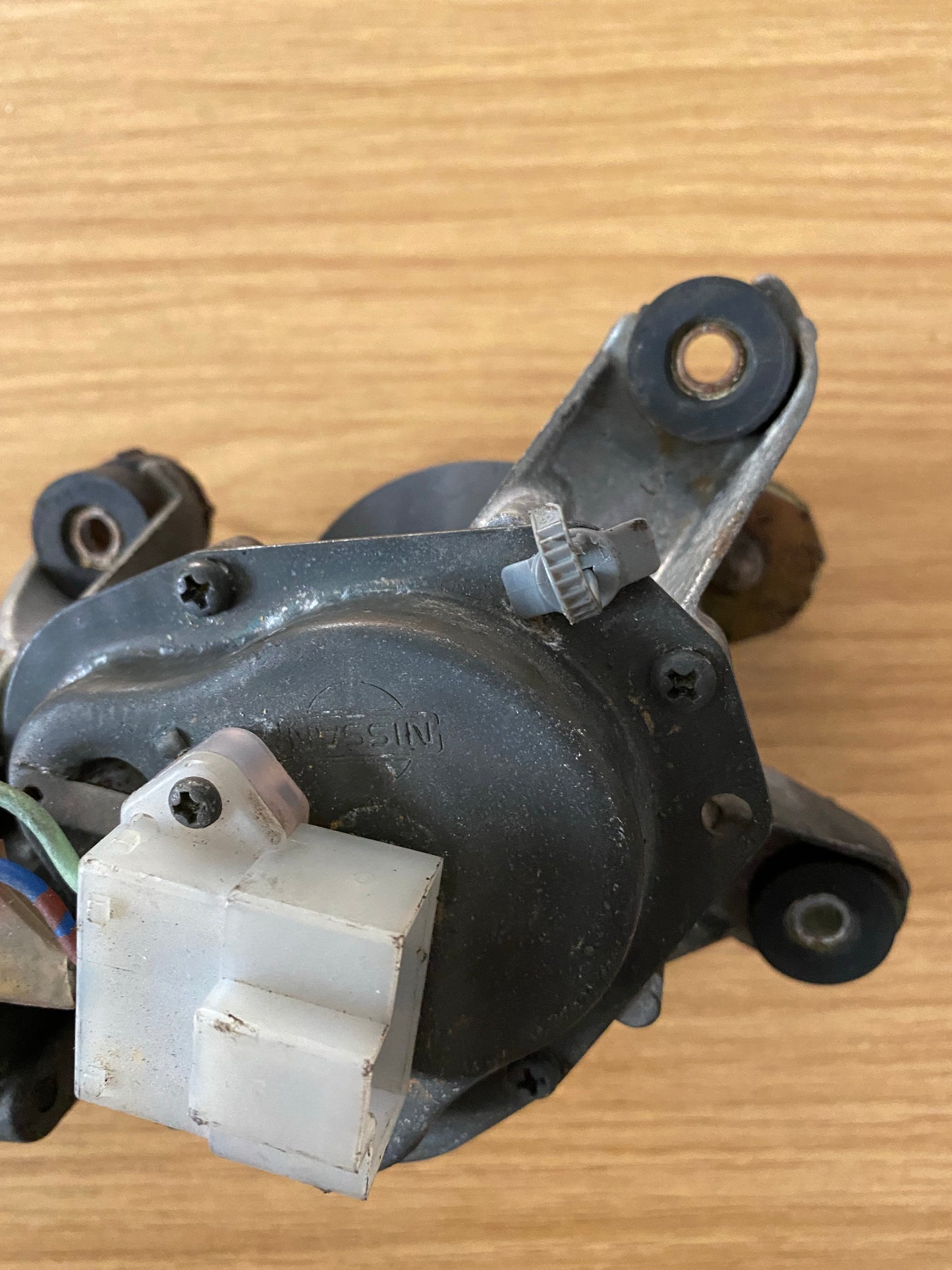 Nissan Skyline GTR R34 BNR34 Front Windscreen Wiper Motor UK STOCK