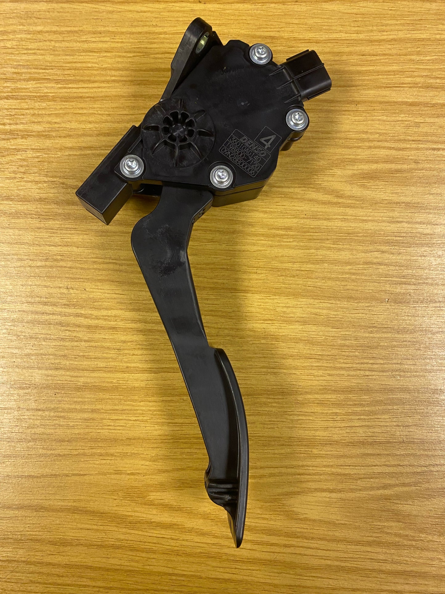 Subaru Legacy Outback MK4 (BR) 2.0D Accelerator Throttle Pedal 10-14 36010AG140