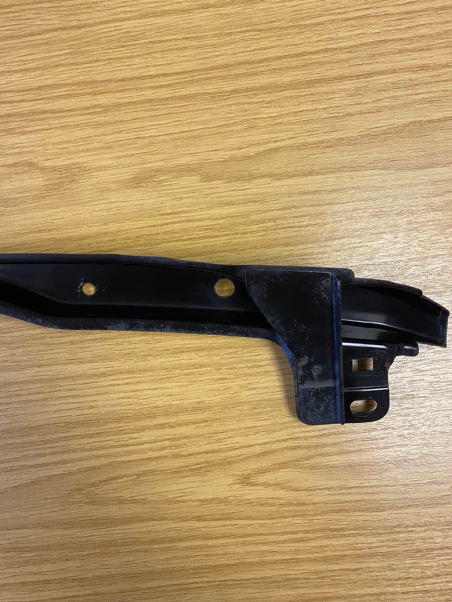 Nissan Skyline GTR R34 Front Bumper Grill Support Bar Panel Retainer