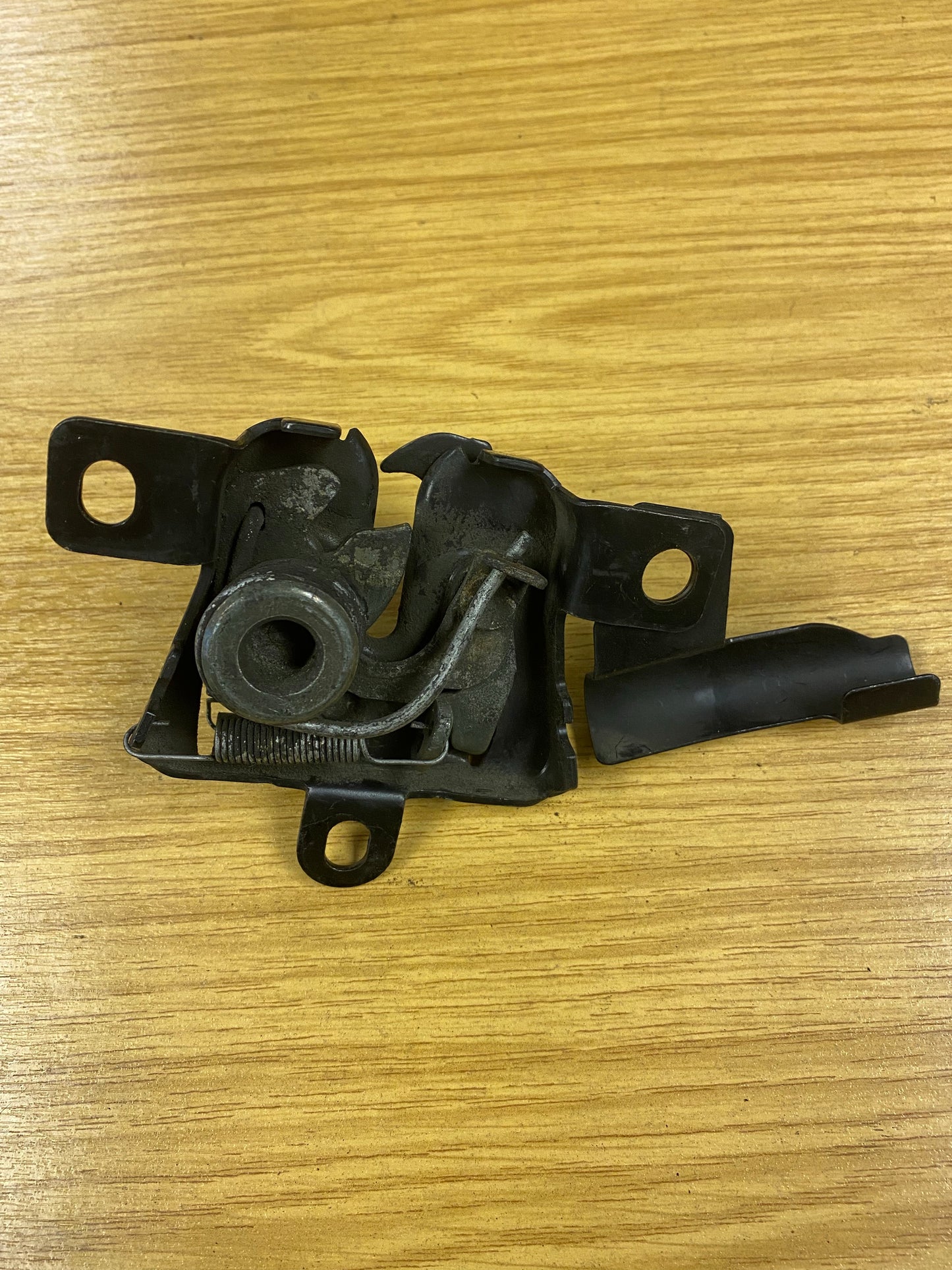 Subaru Impreza WRX STI VER 8 Blobeye Bonnet Catch Latch Mechanism 03-05