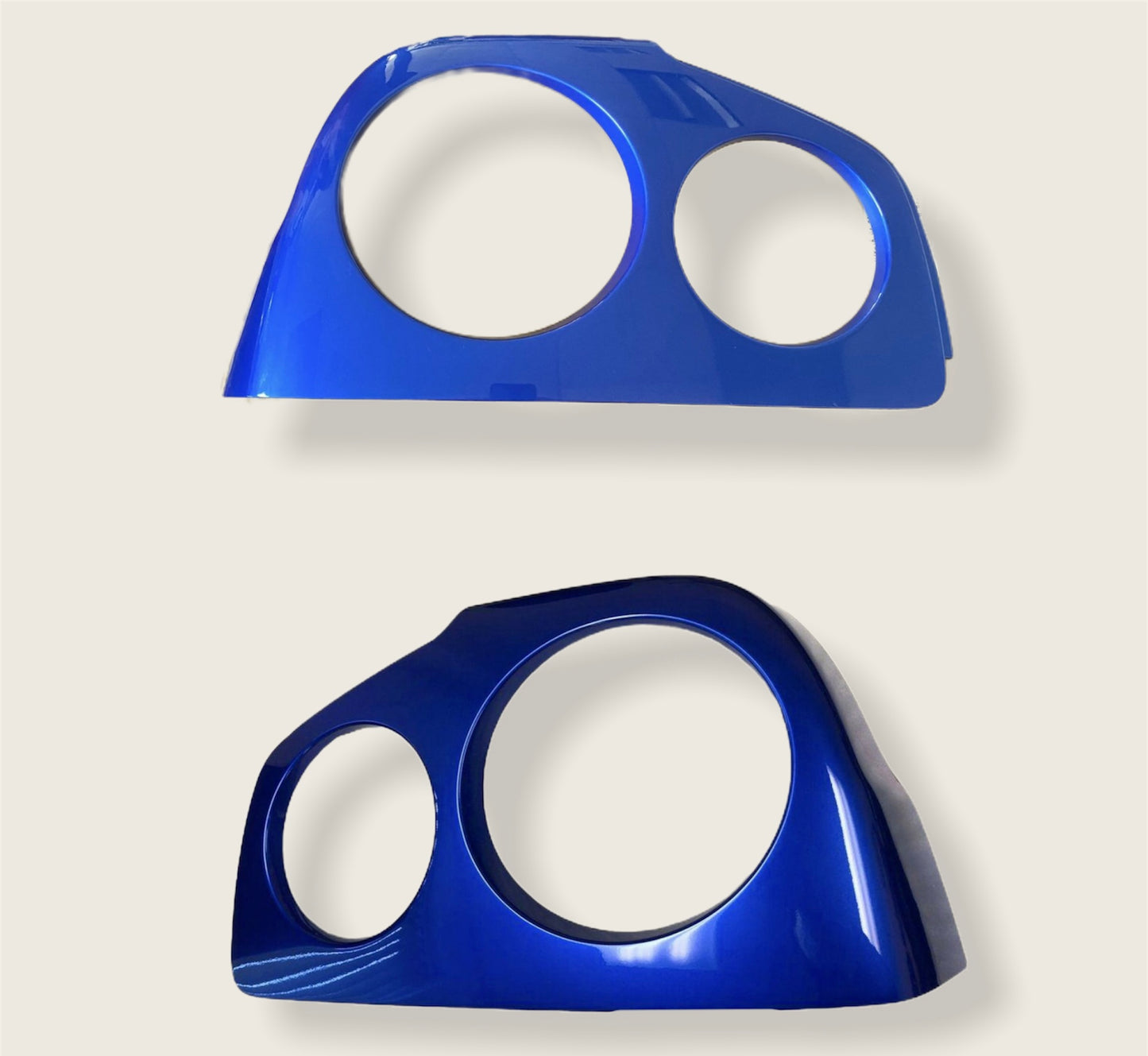 Pair of NEW Genuine Nissan Skyline GTR R34 Rear Left & Right Light Cover TV2