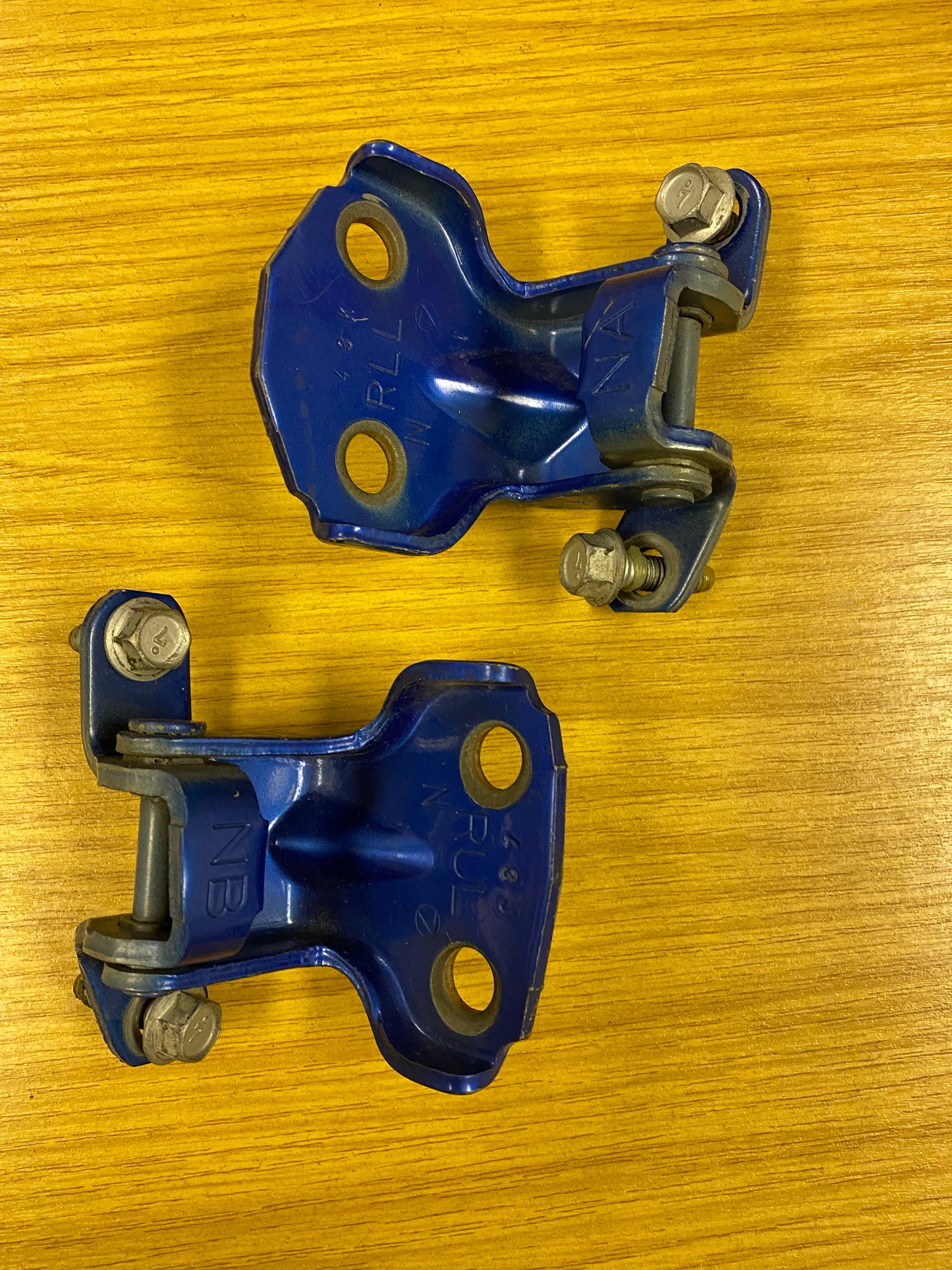 Subaru Impreza STI 8 9 Blobeye Hawkeye Rear Left Door Hinge Hinges Pair UK PARTS