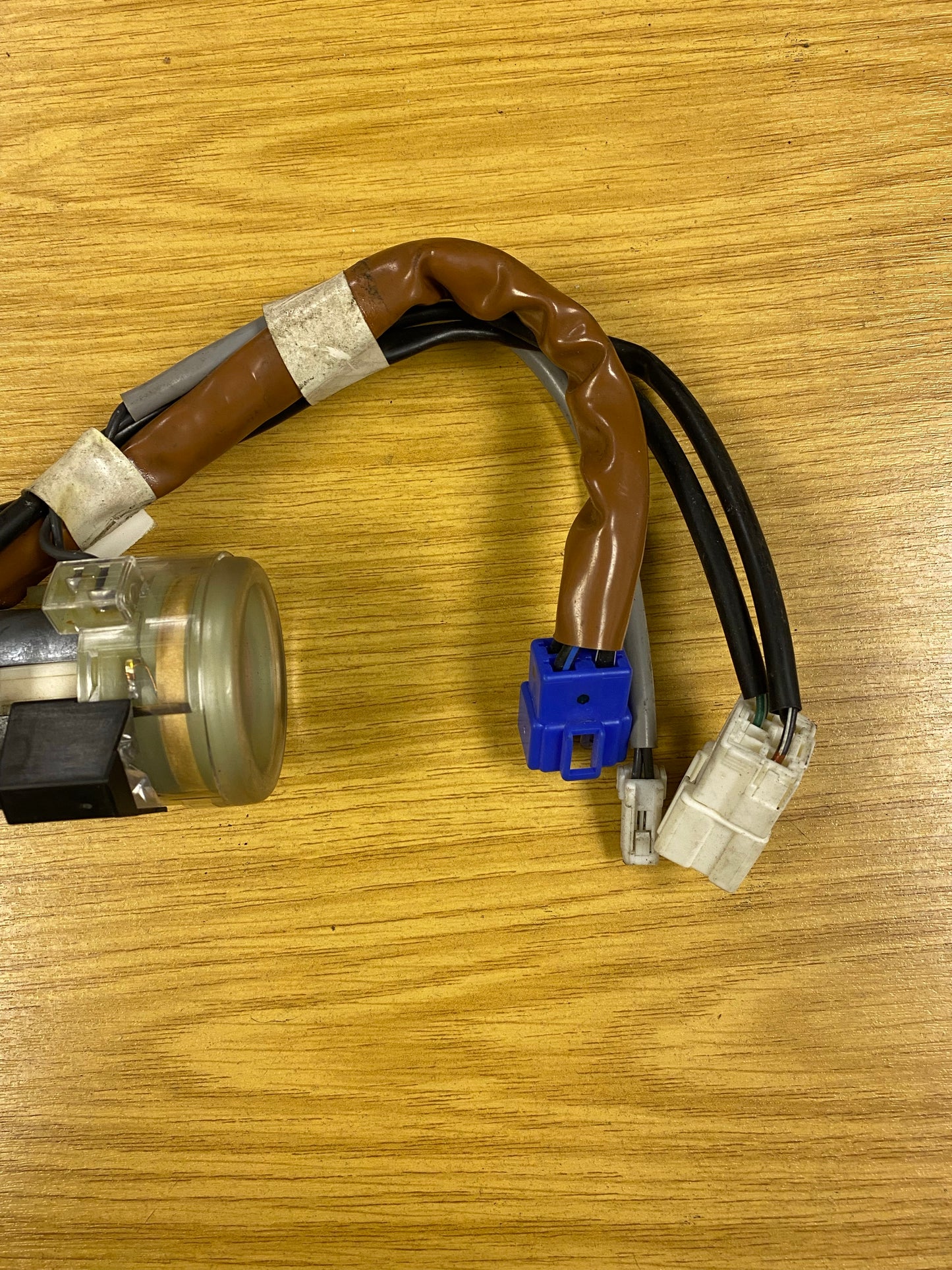 Subaru Impreza STI 9 Hawkeye Ignition Barrel Switch 882158A000 X1T26171
