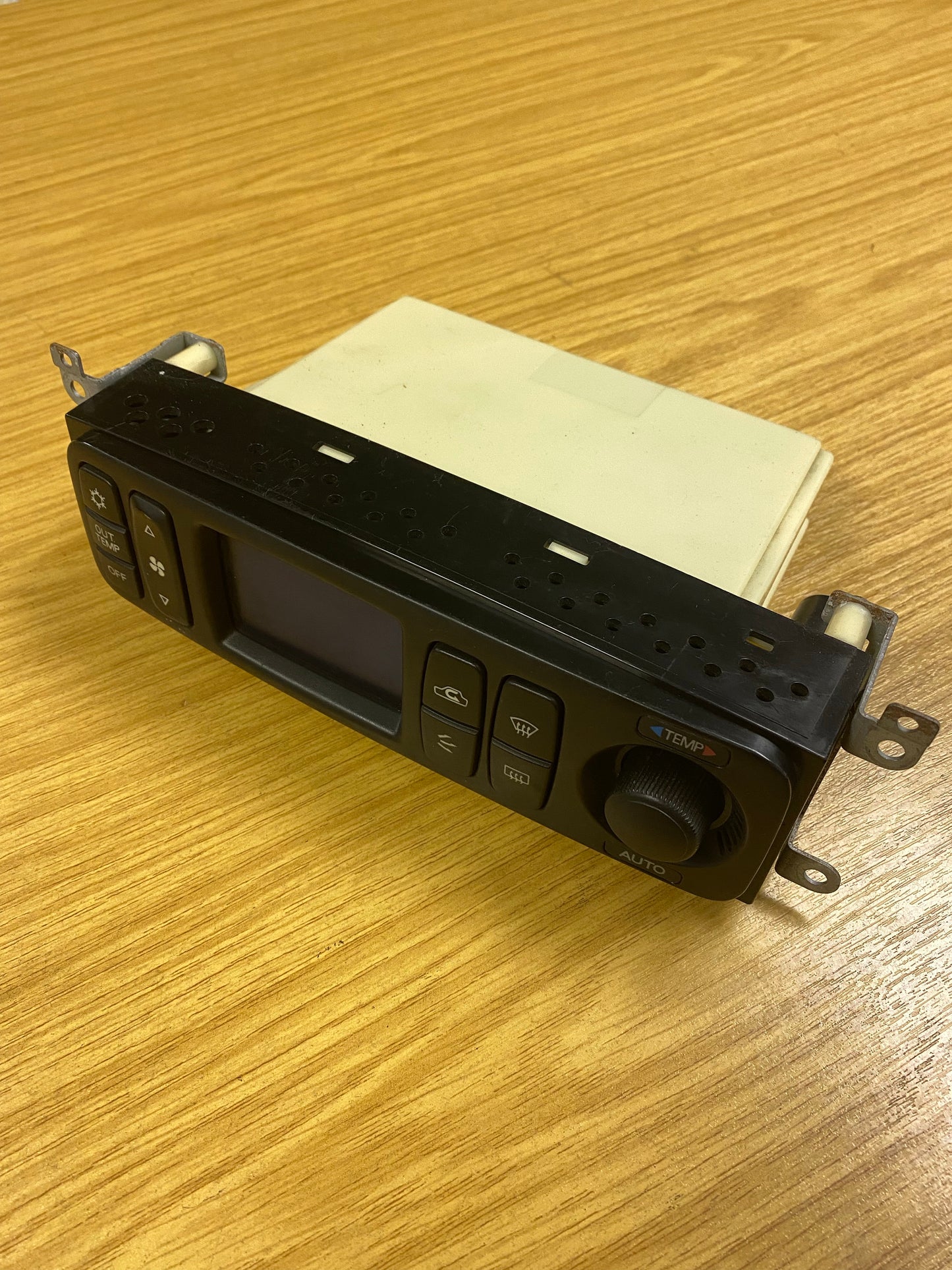 Mitsubishi Evo 4 Evo 5 Evo 6 IV V VI AC Heater Climate Temp Control Unit