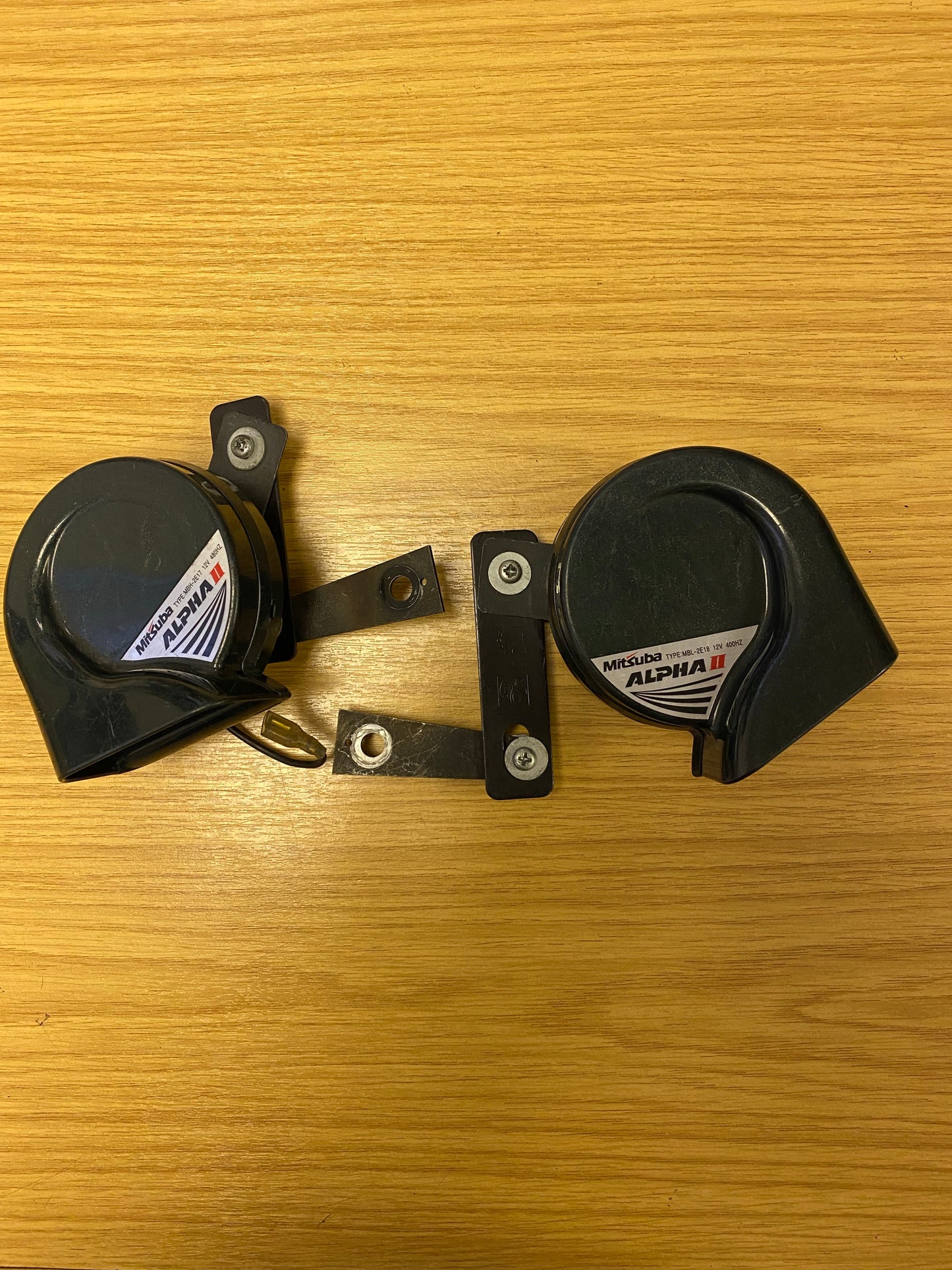 Pair of Universal Mitsuba Alpha II Dual Twin Horn Horns MBH-2E17 480hz JDM 110DB