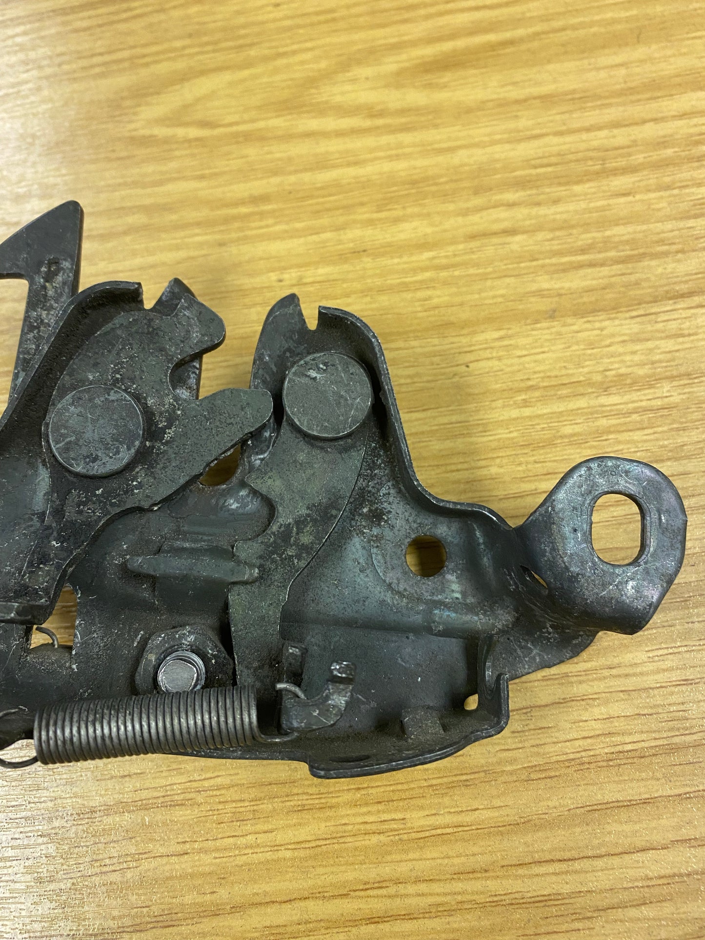 Nissan Pulsar GTI-R GTIR Bonnet Latch Catch Mechanism