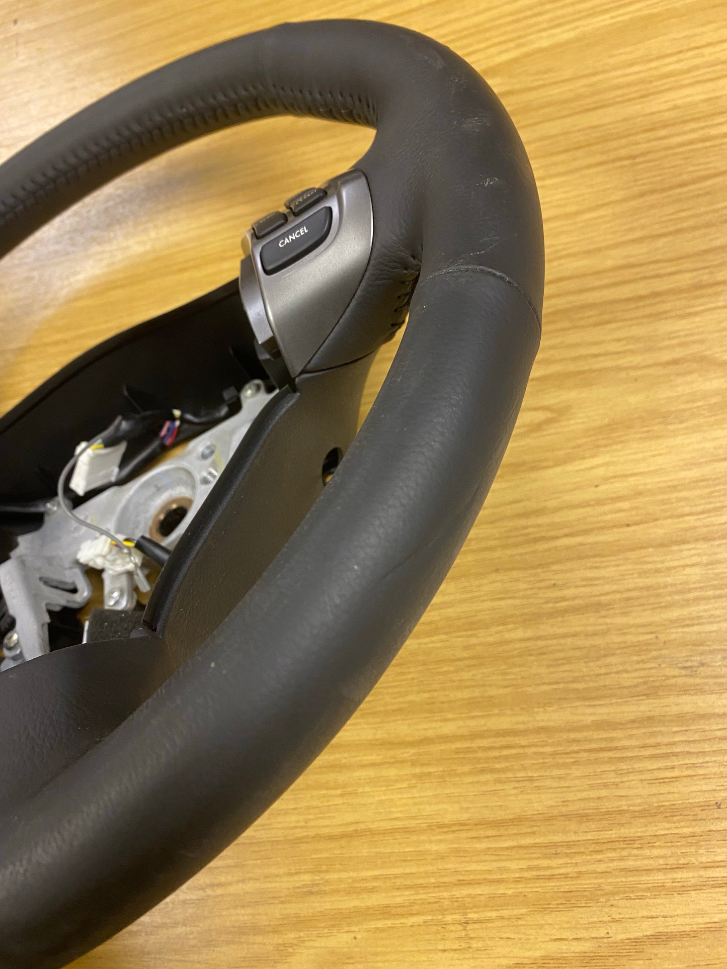 Subaru Impreza Hatchback GR GH G3 2.0D AWD Steering Wheel 07-14