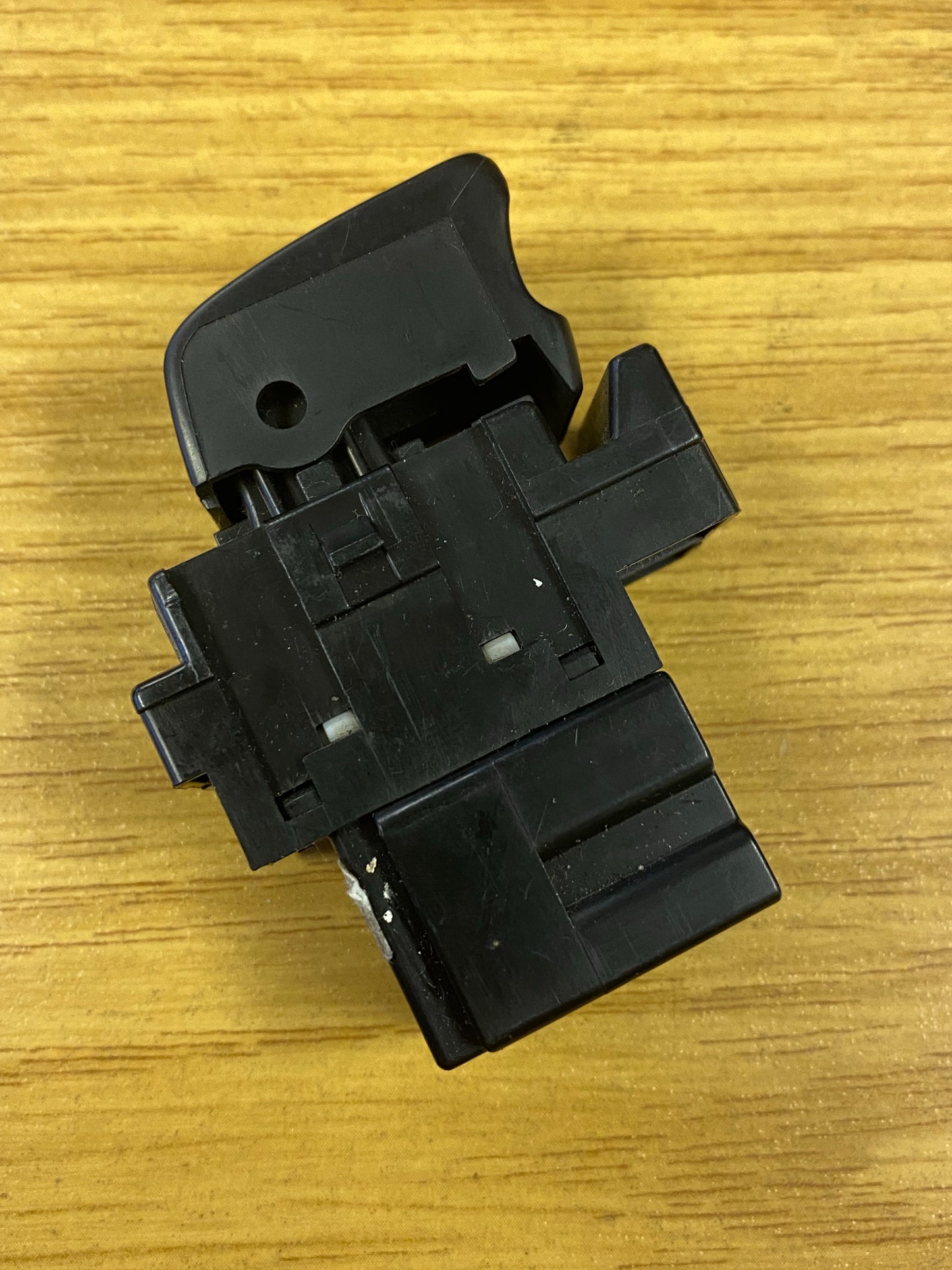 Nissan Skyline GT-T GTR R34 Front Left, Rear Left or Right Interior Window Switch