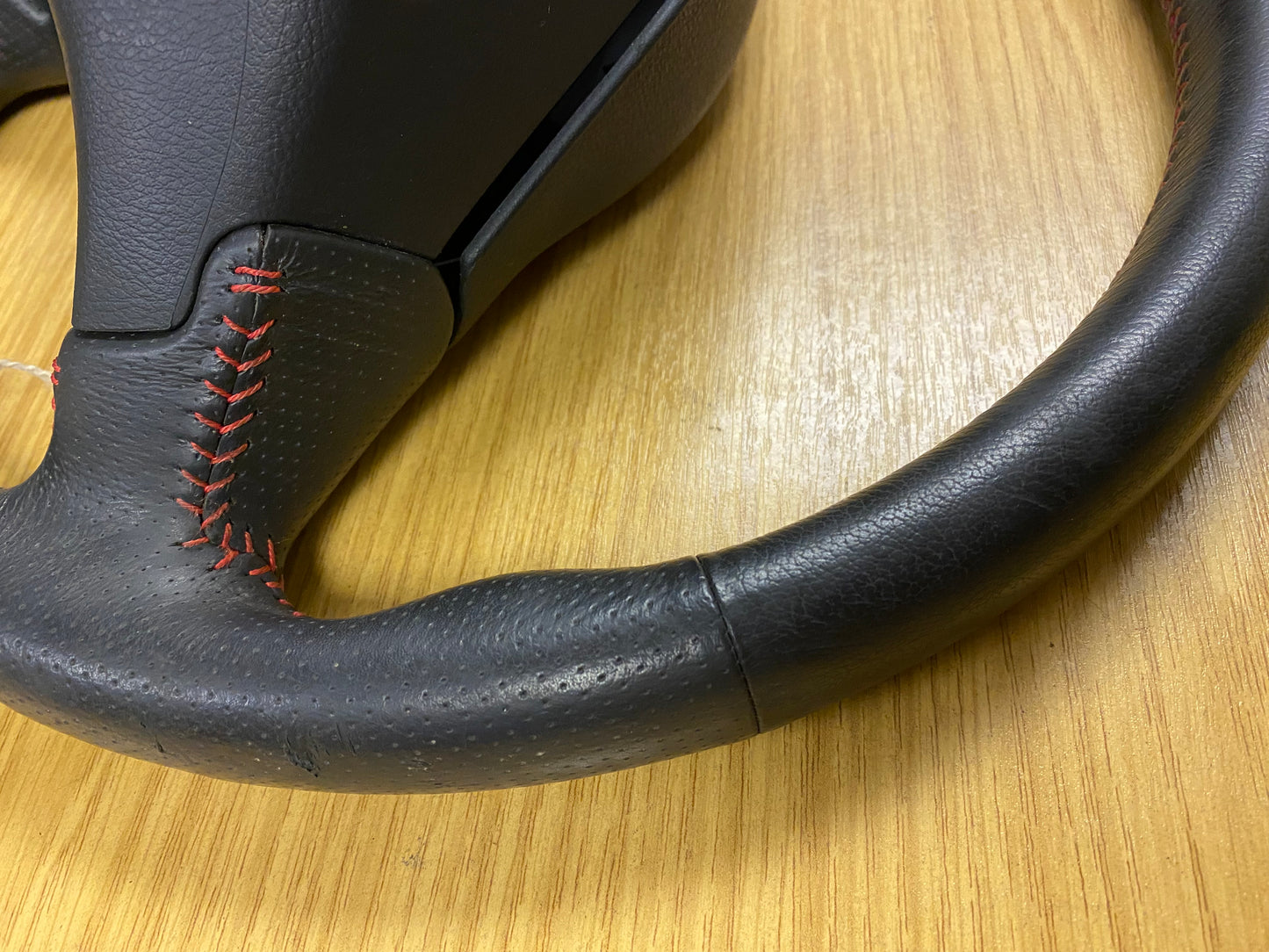 Subaru Impreza WRX STI 9 Hawkeye Spec C 3 Spoke Steering Wheel JDM (1)